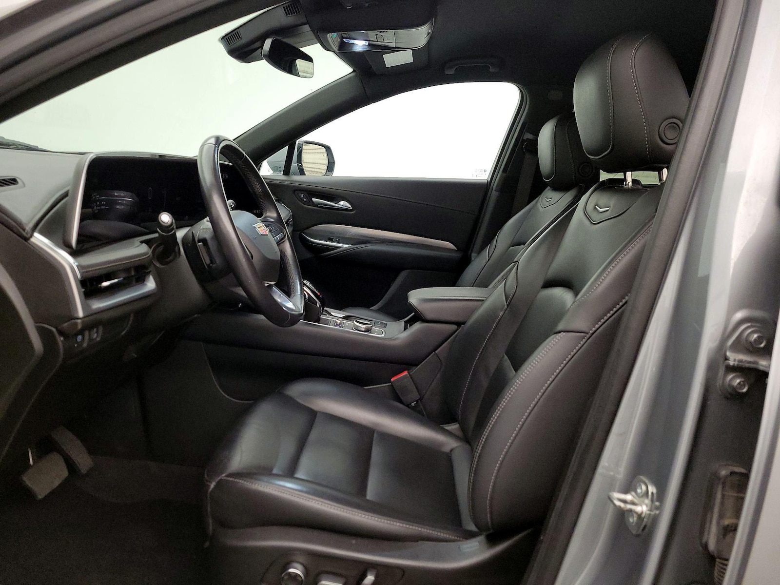 Power Seat(s) & Leather Seats