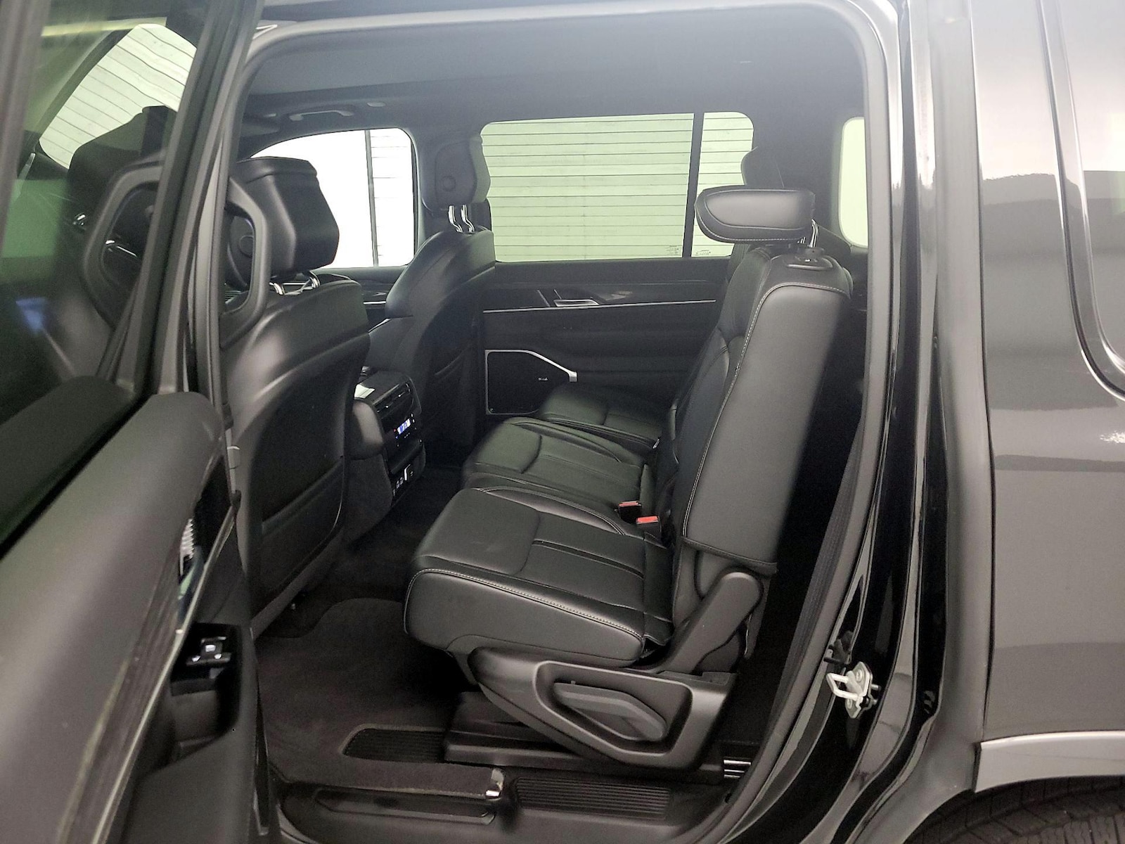 Rear Air Conditioning