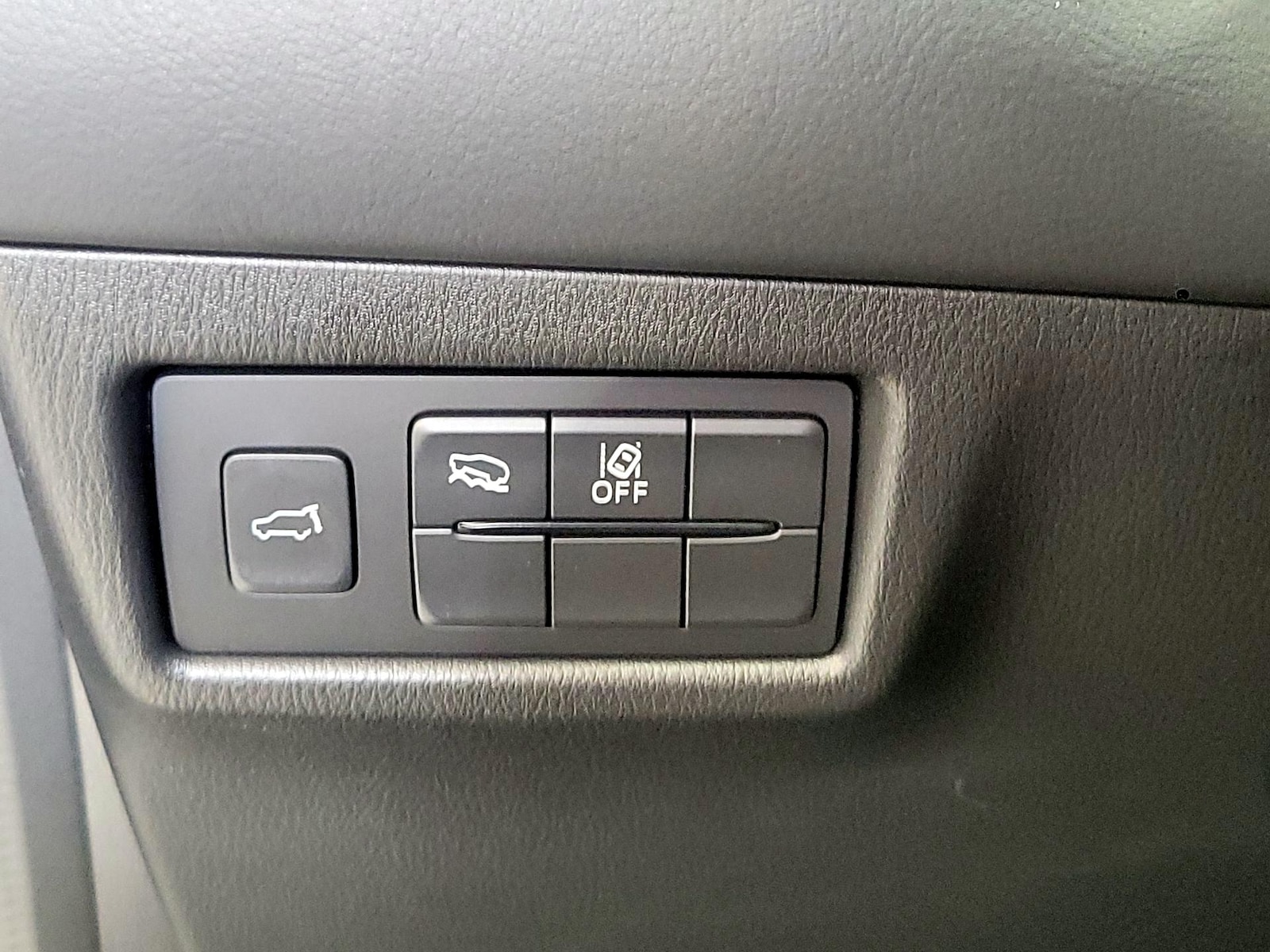 2025 Mazda CX-5 S Preferred package - Photo 14