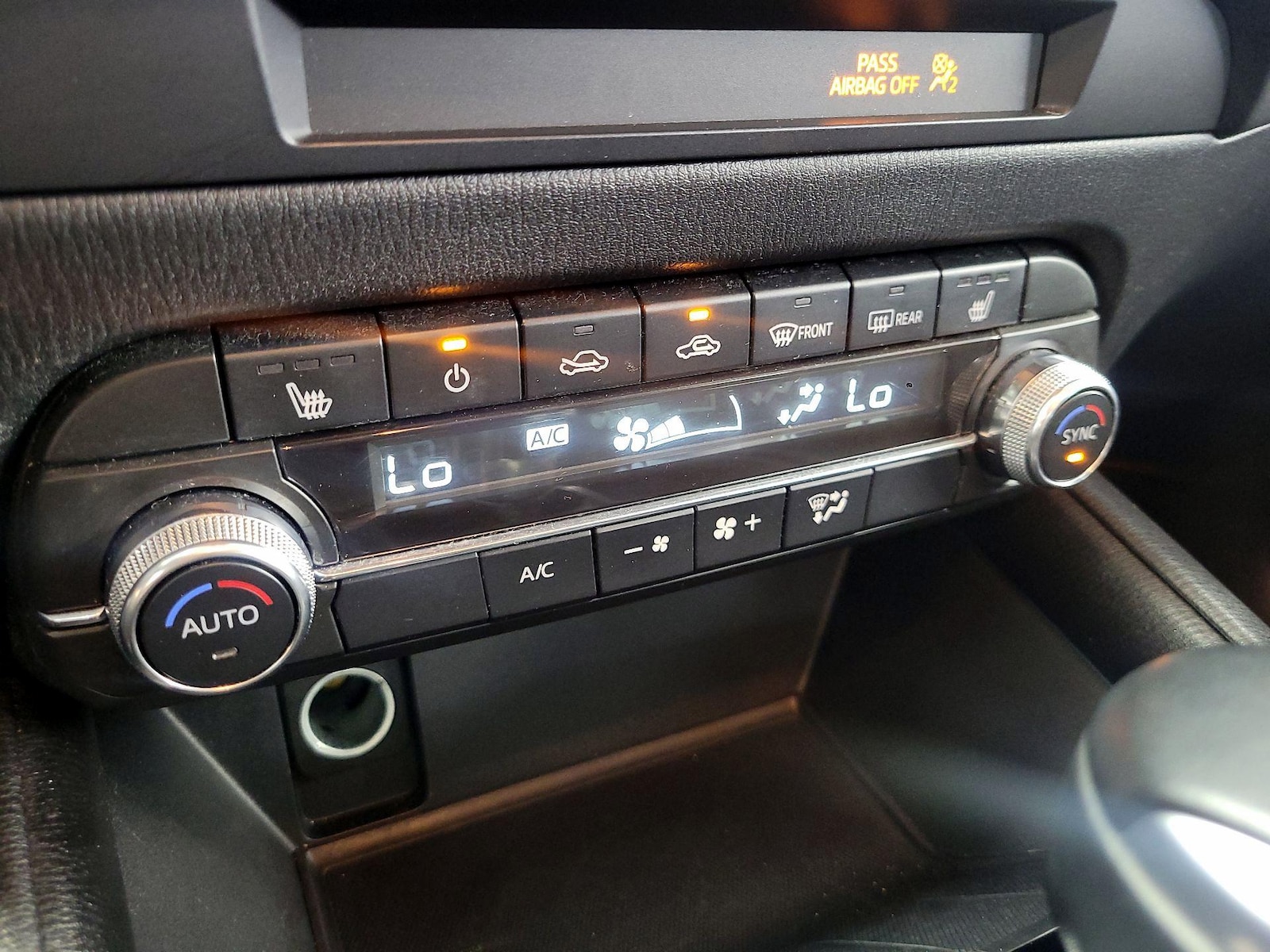 2025 Mazda CX-5 S Preferred package - Photo 17