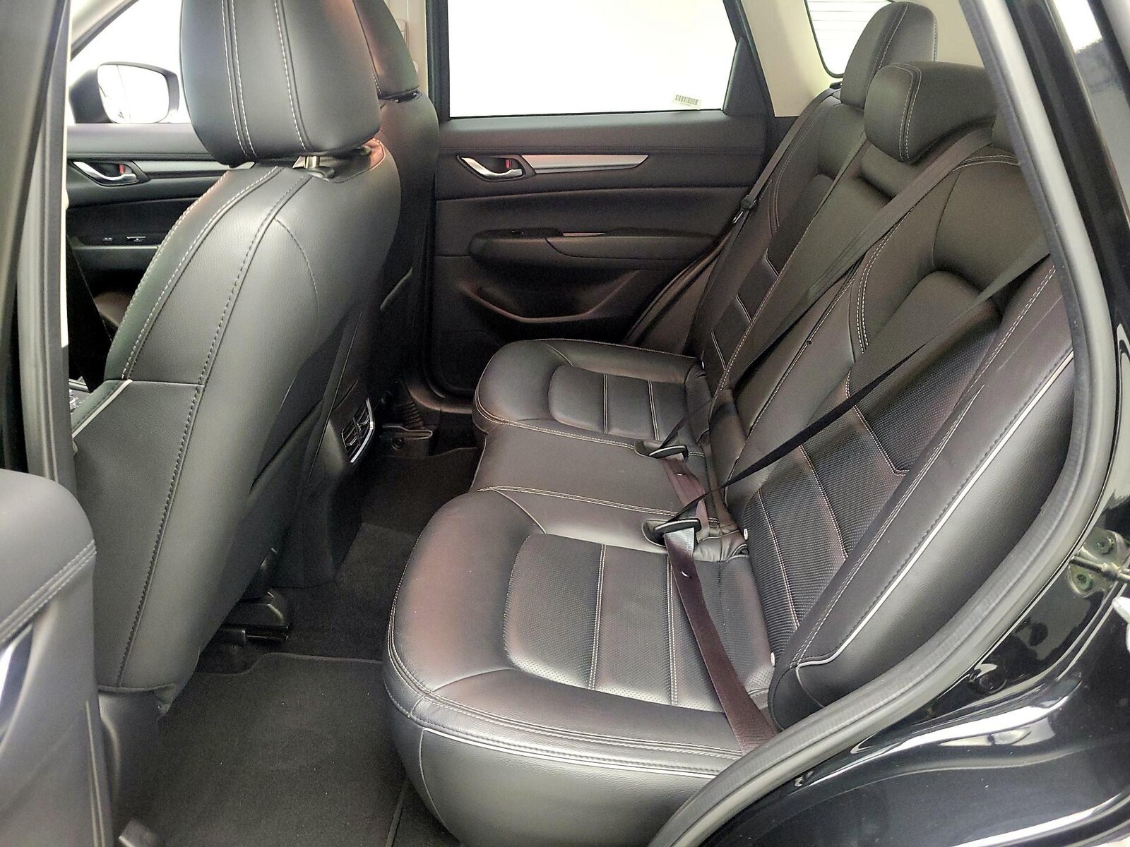 2025 Mazda CX-5 S Preferred package - Photo 21