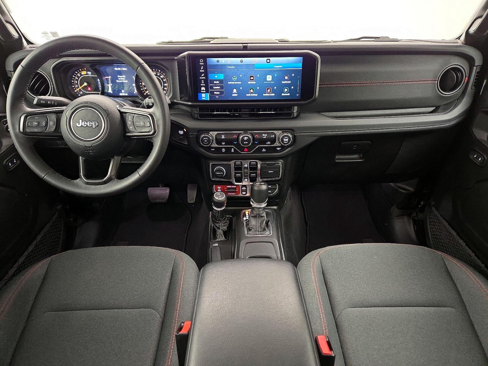 Apple CarPlay® & Android Auto™