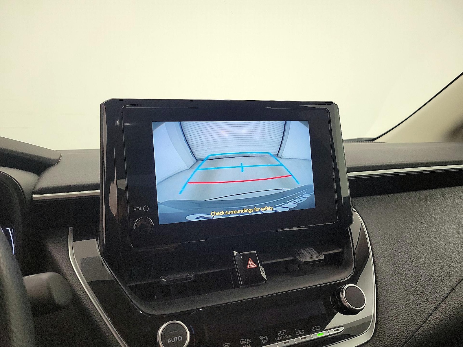 2026 Toyota Corolla LE - Photo 16