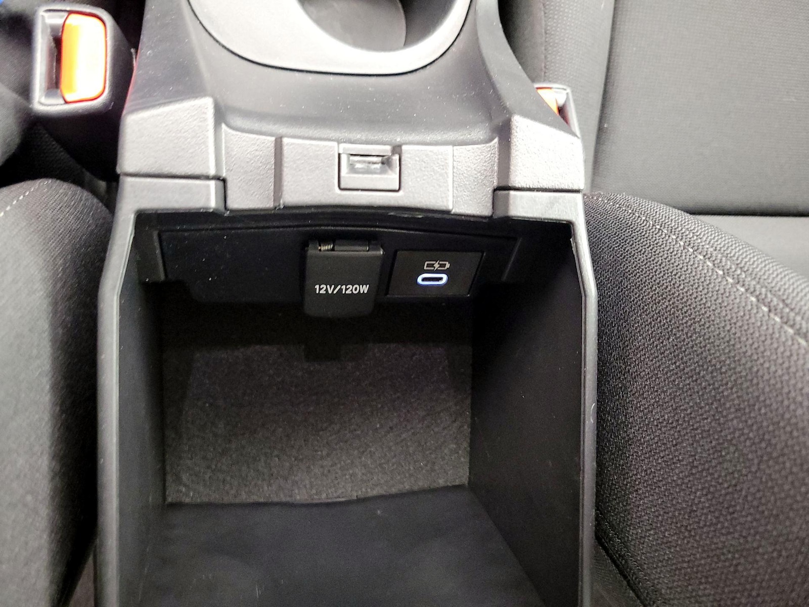 2026 Toyota Corolla LE - Photo 20
