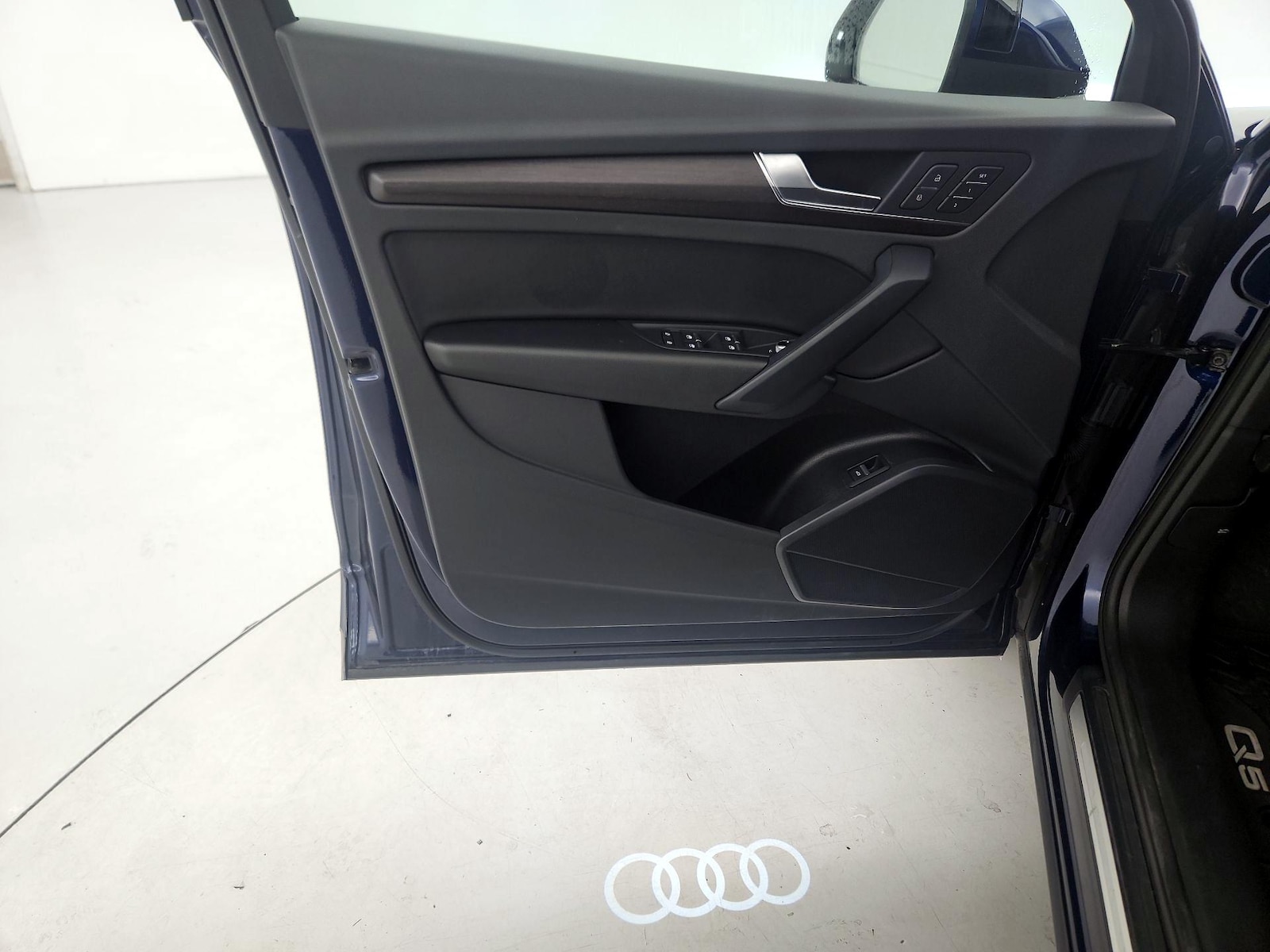 2023 Audi Q5 Premium - Photo 13