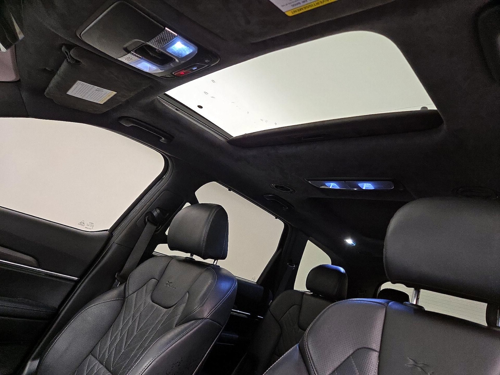 Sunroof(s) & Skylight(s)