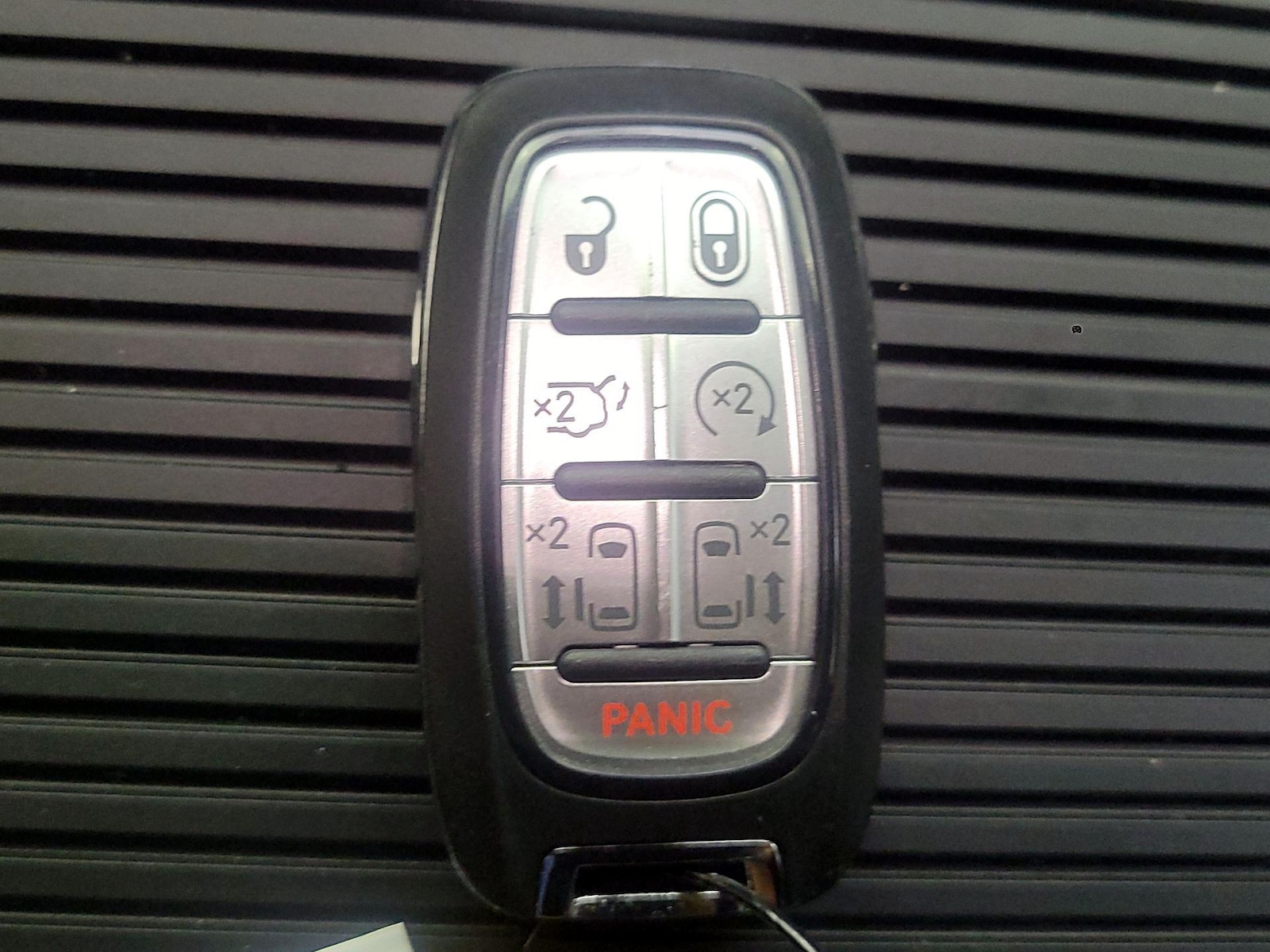 2022 Chrysler Pacifica Limited - Photo 24