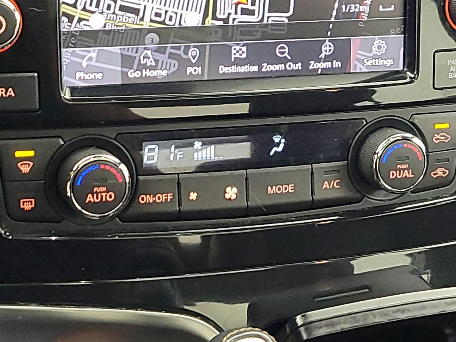 2023 Nissan Maxima SR - Photo 18