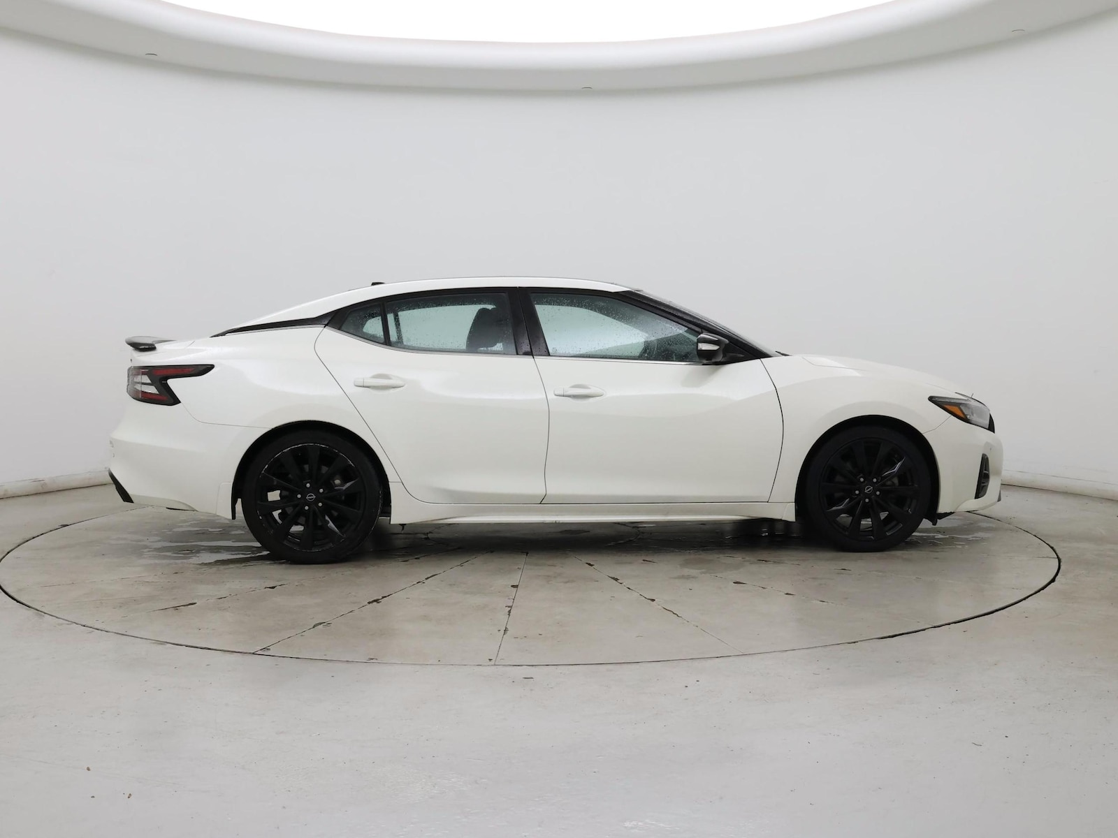 2023 Nissan Maxima SR - Photo 8