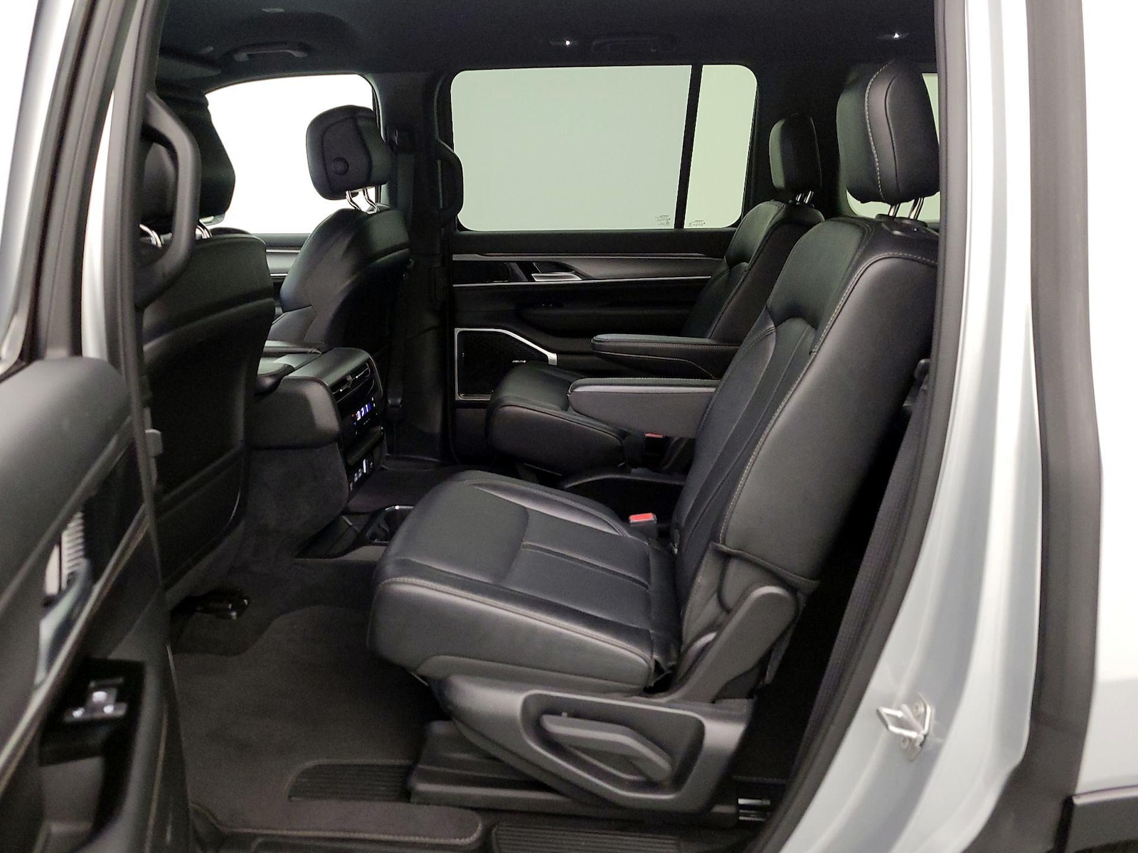 Rear Air Conditioning