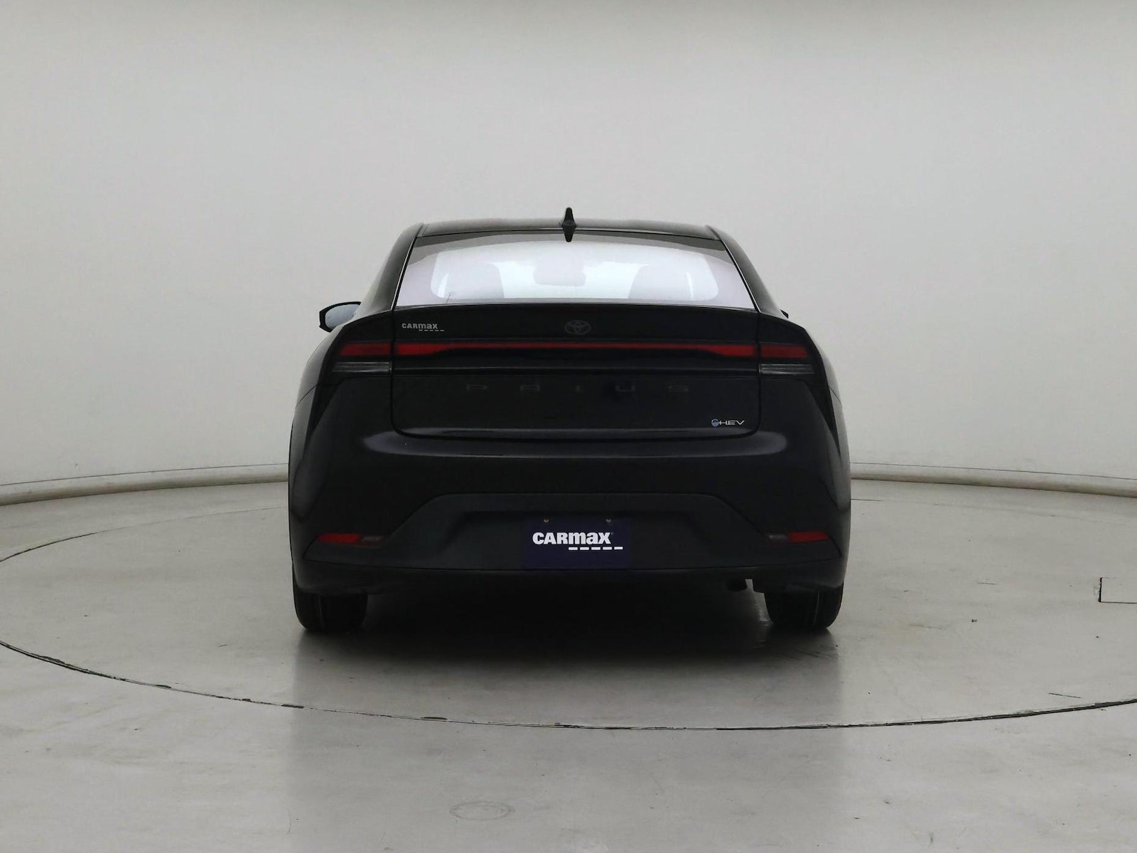 2025 Toyota Prius LE - Photo 7
