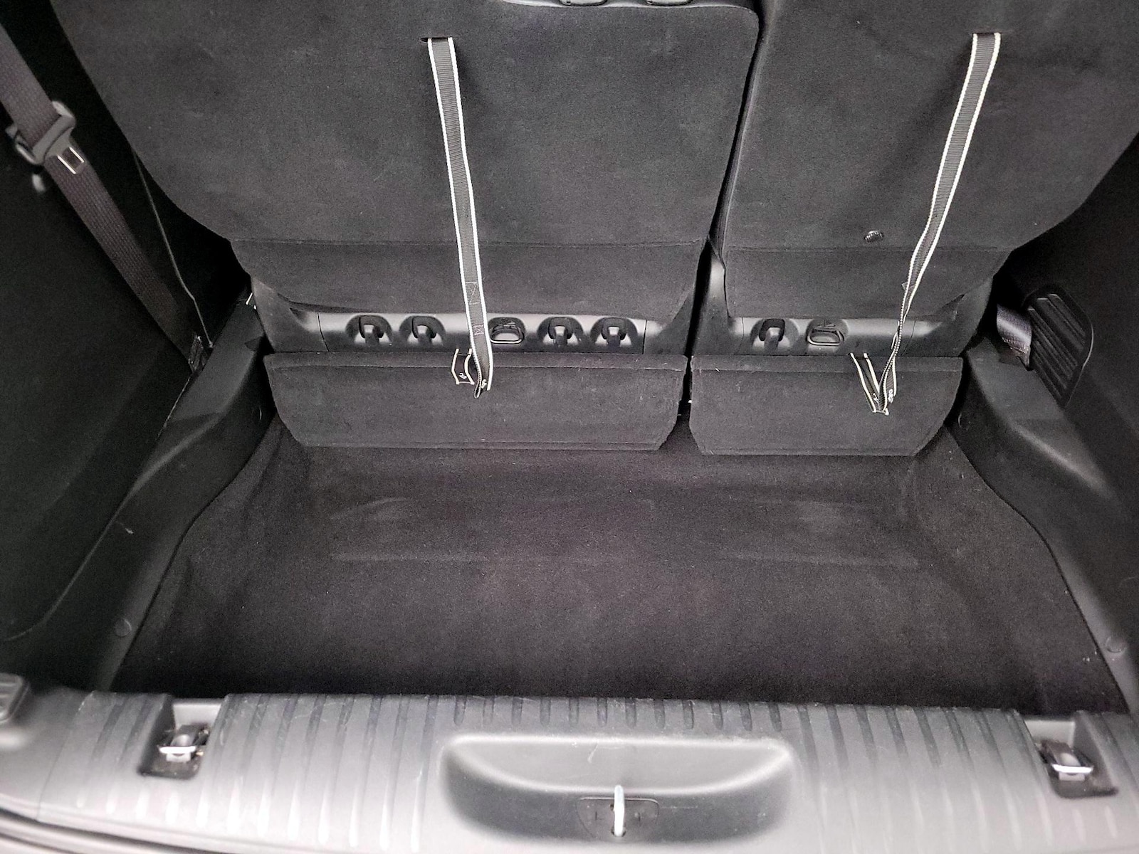 2025 Chrysler Pacifica Select - Photo 22
