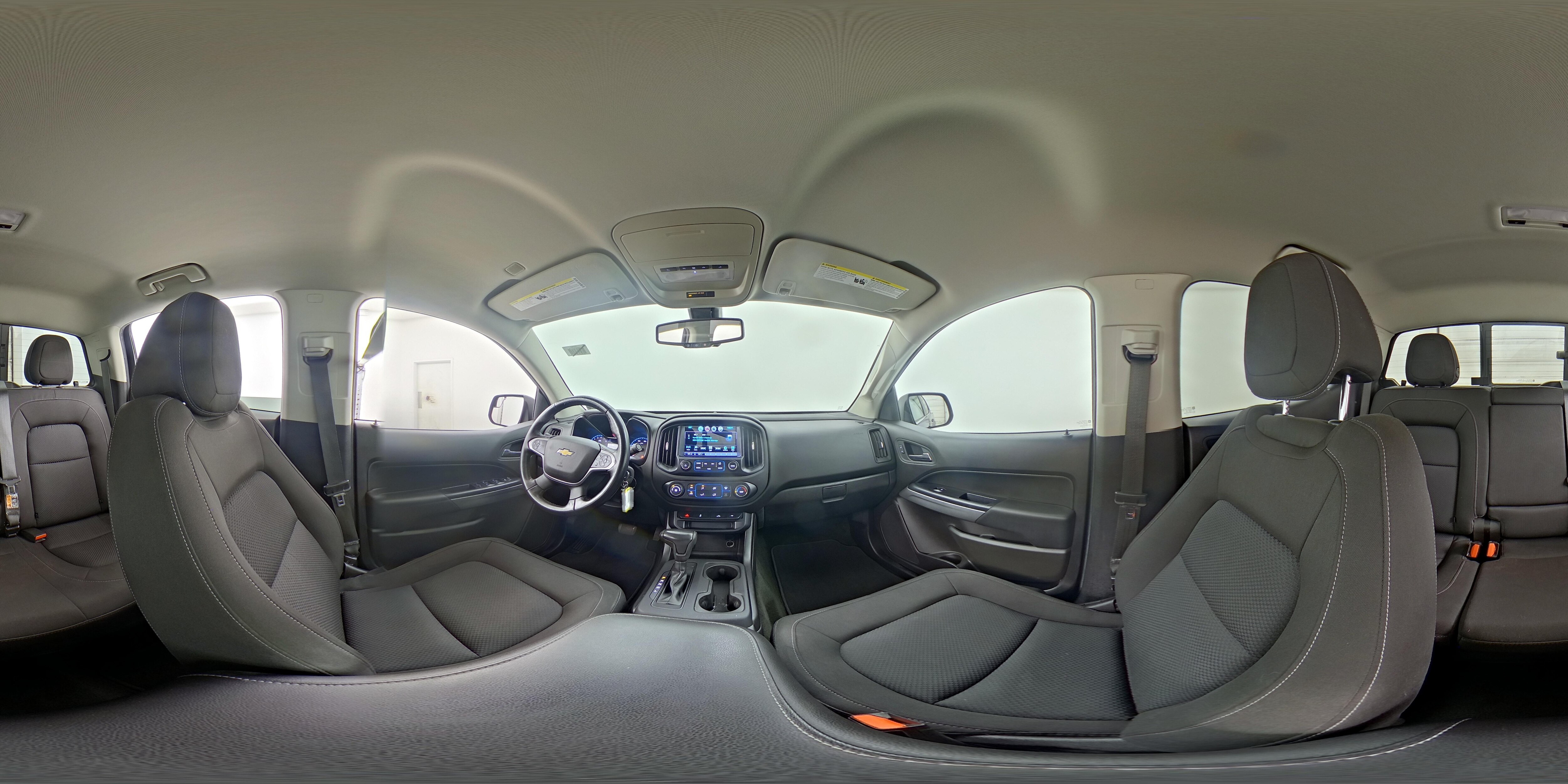 2017 Chevrolet Colorado LT - Photo 24