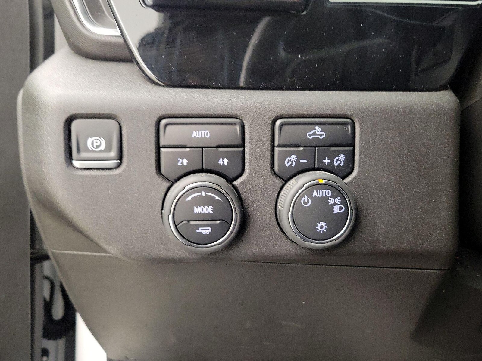 2024 Chevrolet Silverado 1500 LT - Photo 14