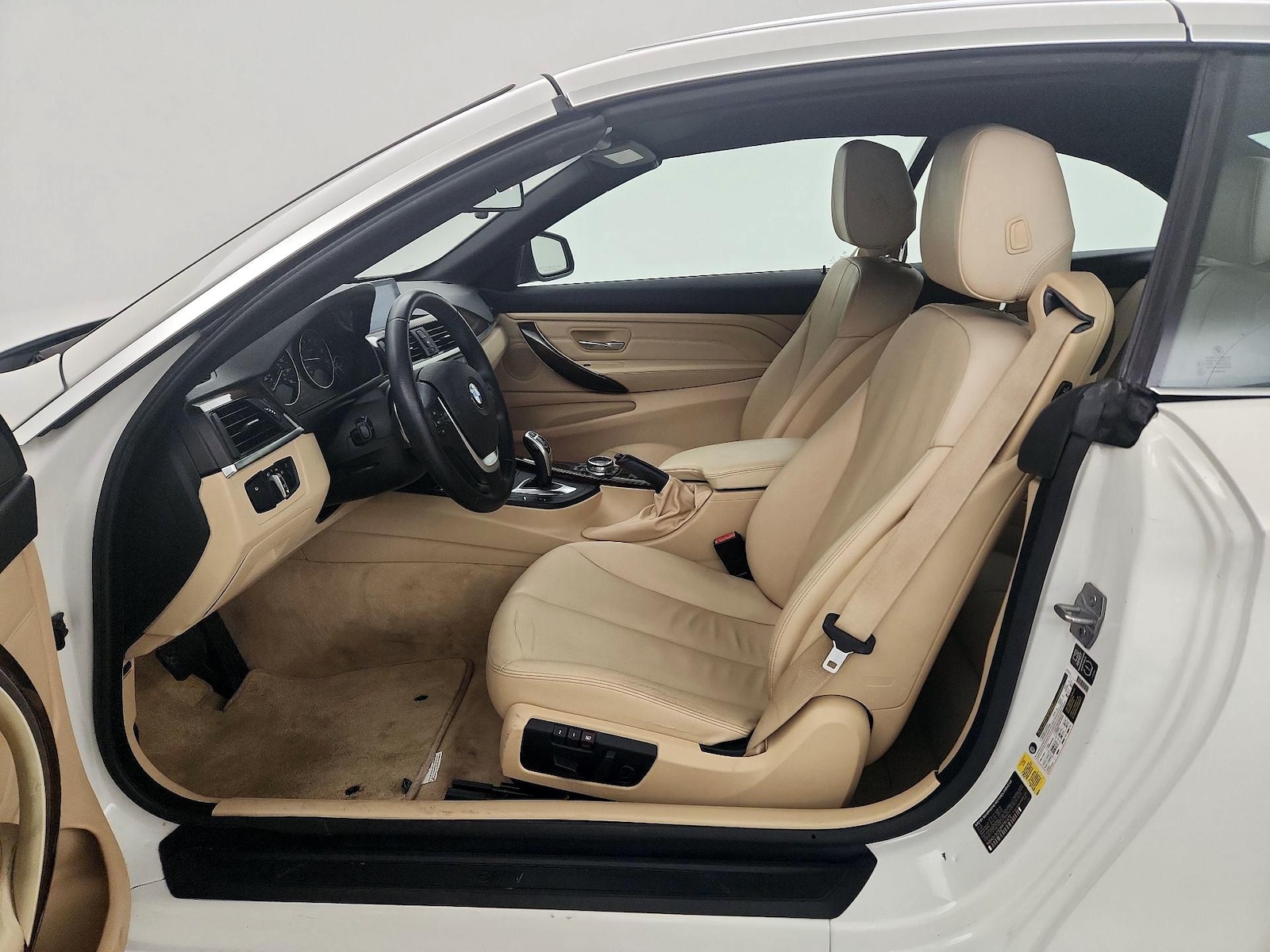 Power Seat(s) & Side Airbags