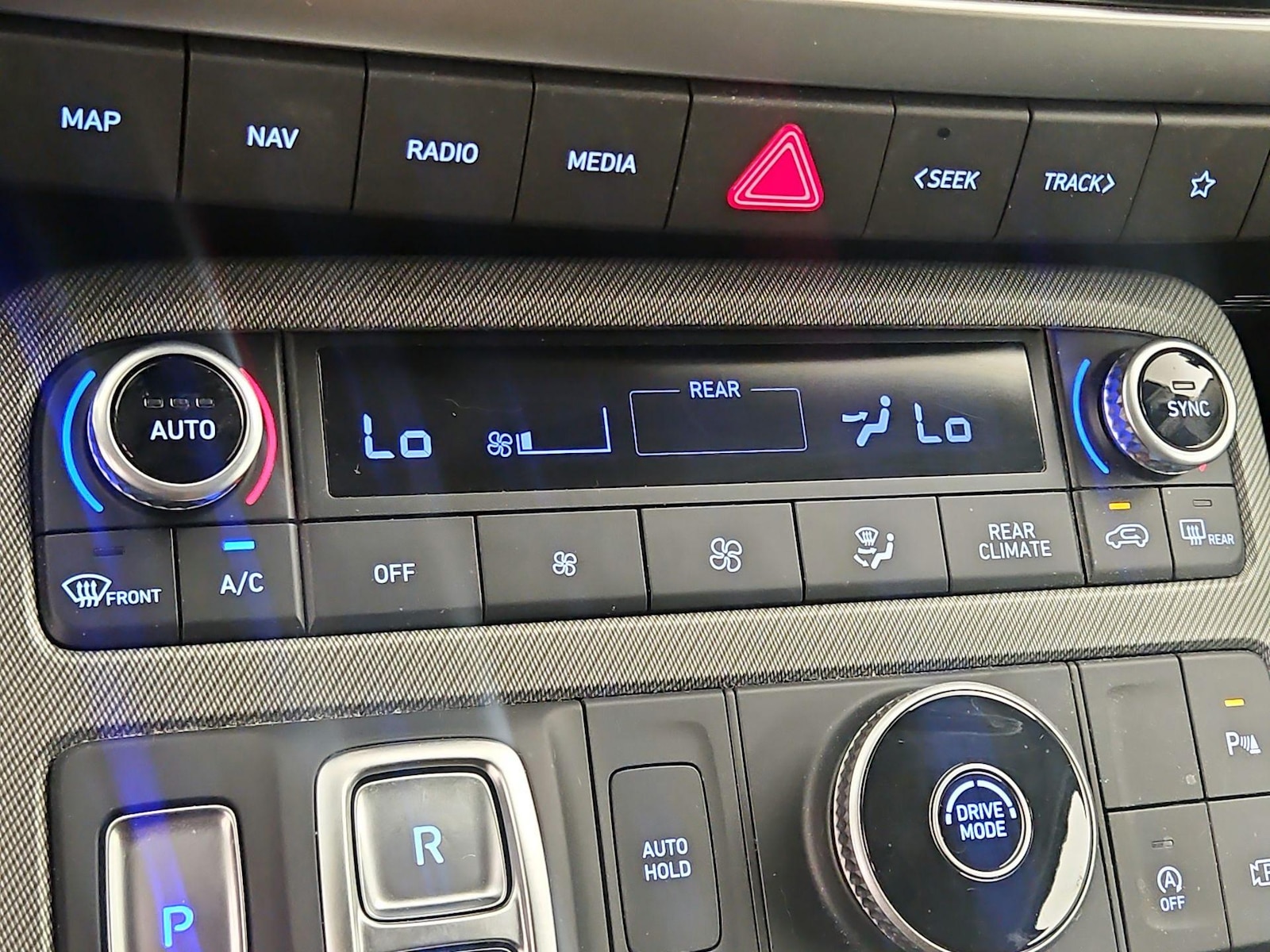 2025 Hyundai Palisade SELPremium - Photo 17