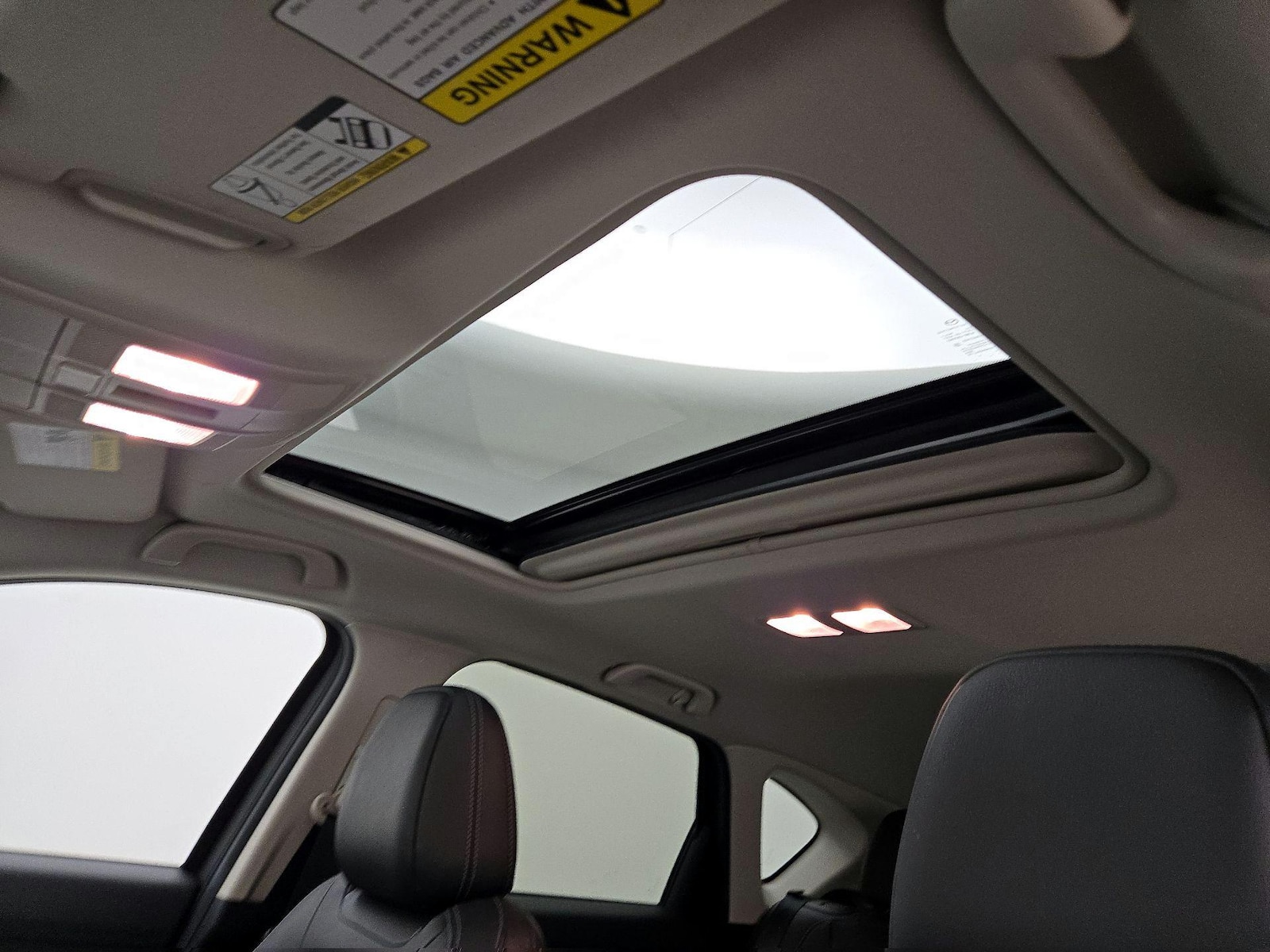 Sunroof(s) & Overhead Airbags