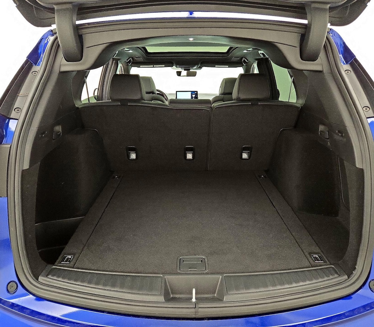 Trunk/Cargo (Seats Up)