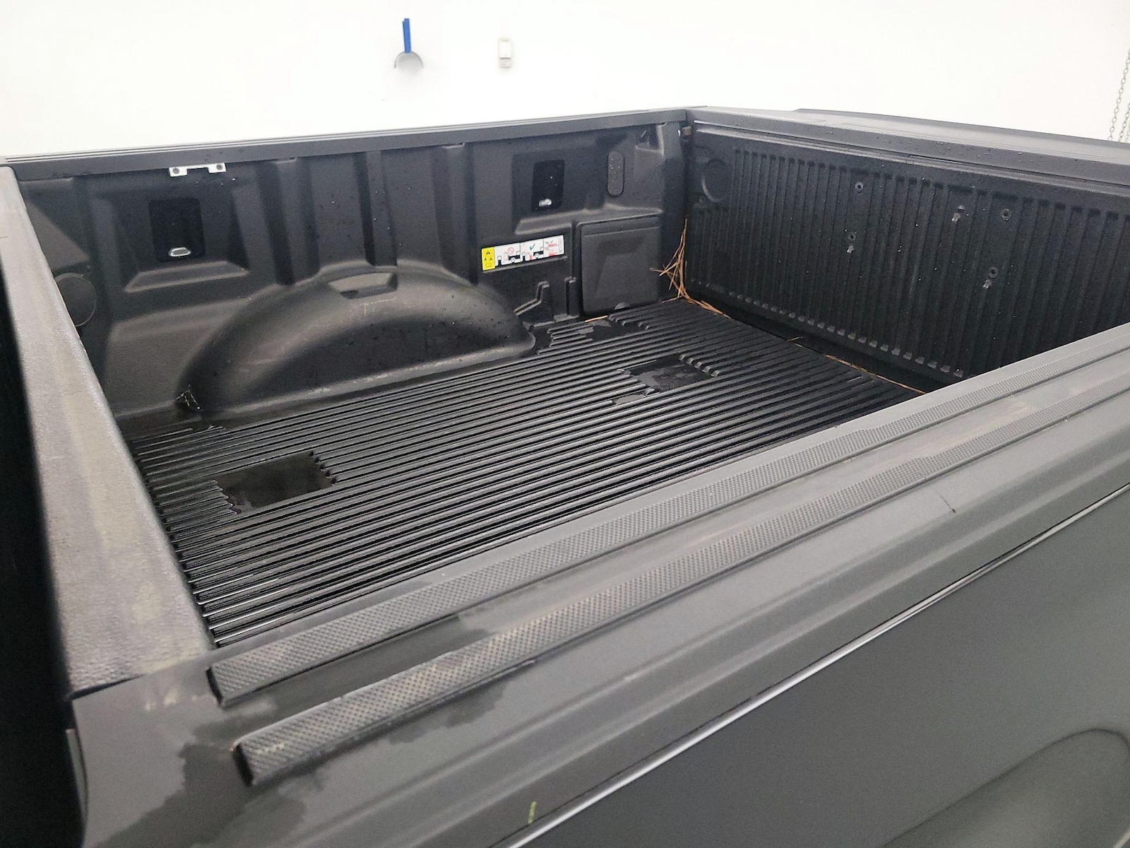 2025 Ford F-150 XLT - Photo 21