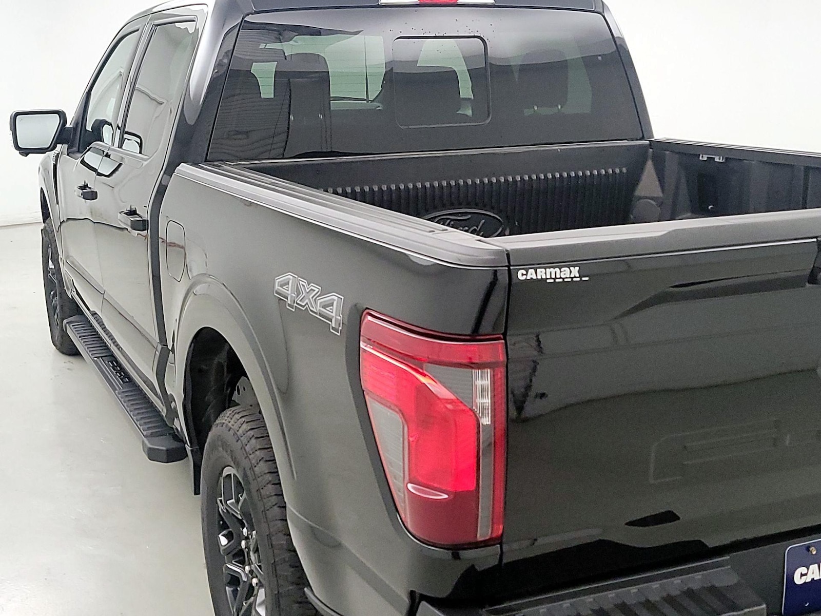 2025 Ford F-150 XLT - Photo 8