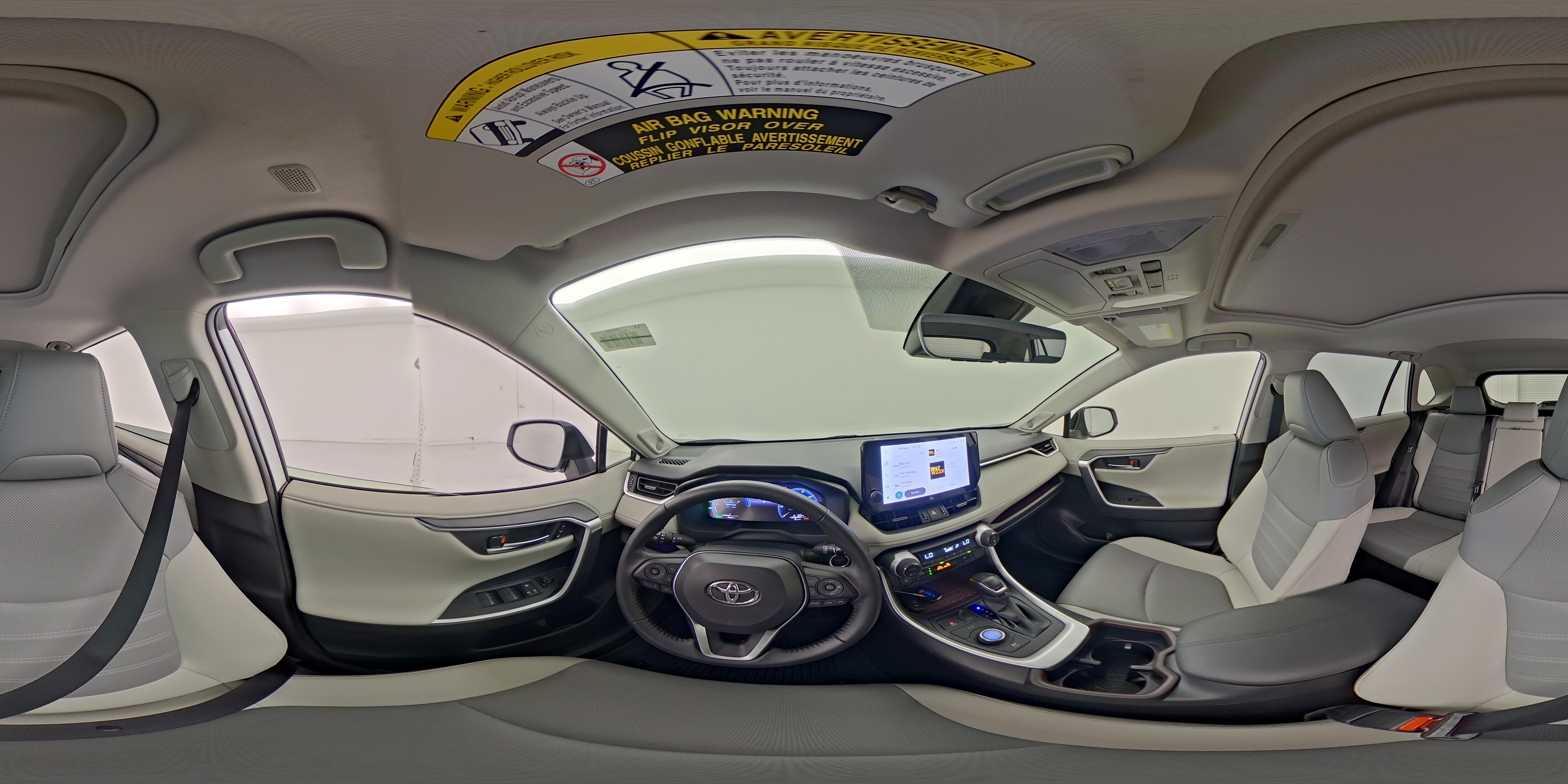 2025 Toyota RAV4 Limited - Photo 27