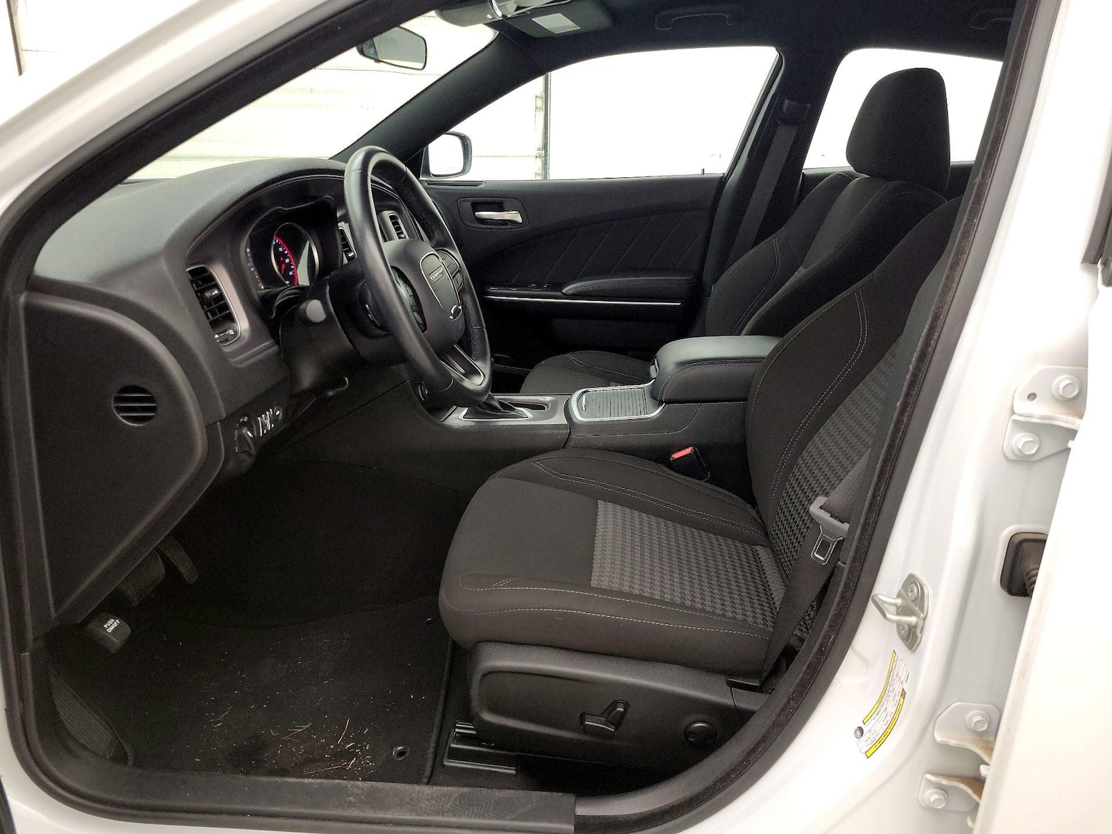 Power Seat(s) & Side Airbags
