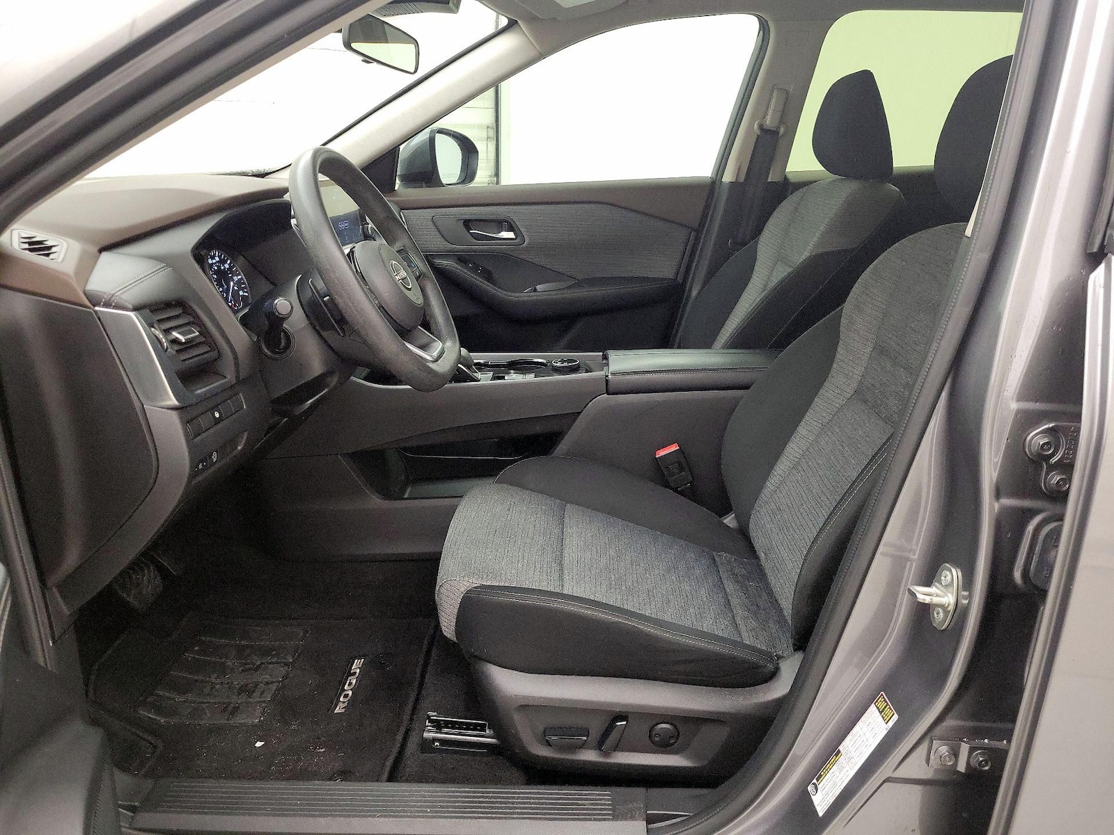 Power Seat(s) & Side Airbags