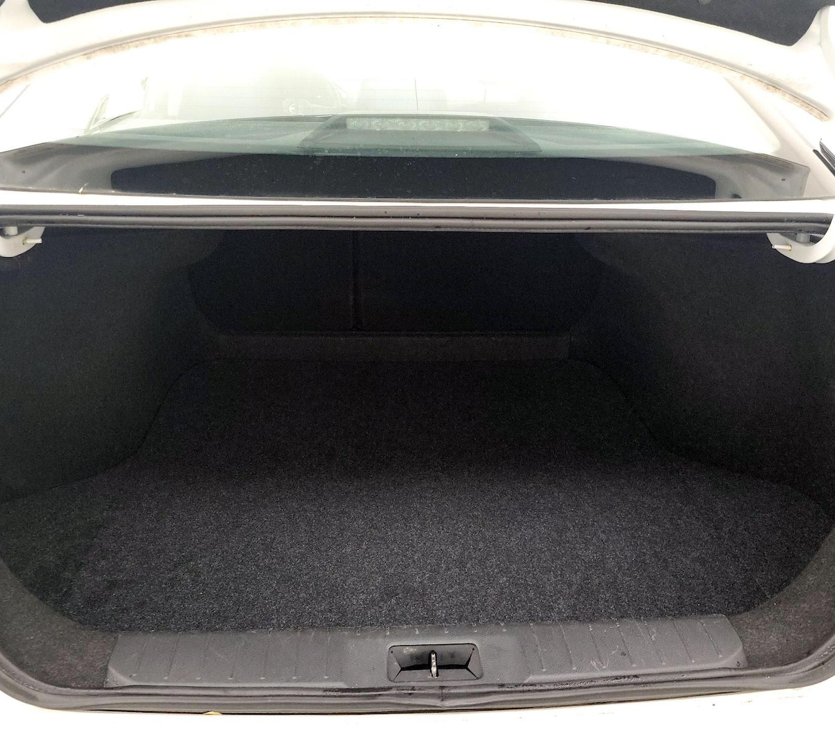Trunk/Cargo (Seats Up)