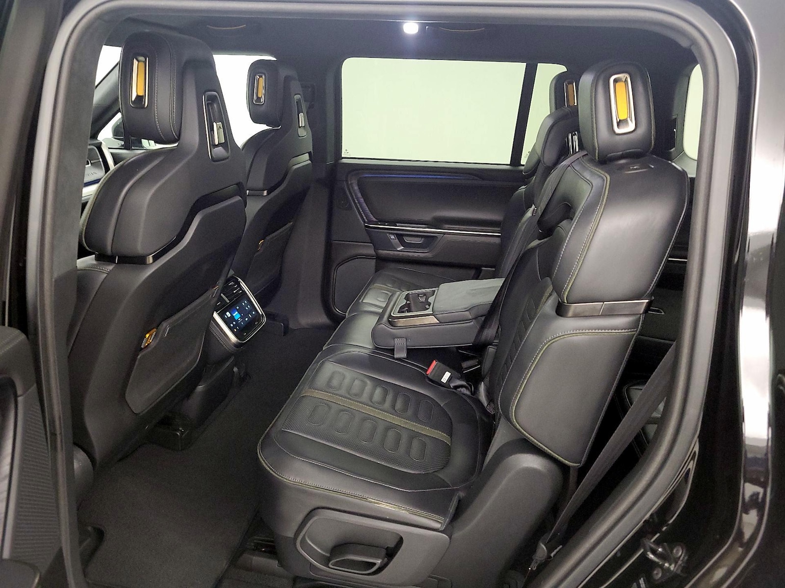Rear Air Conditioning