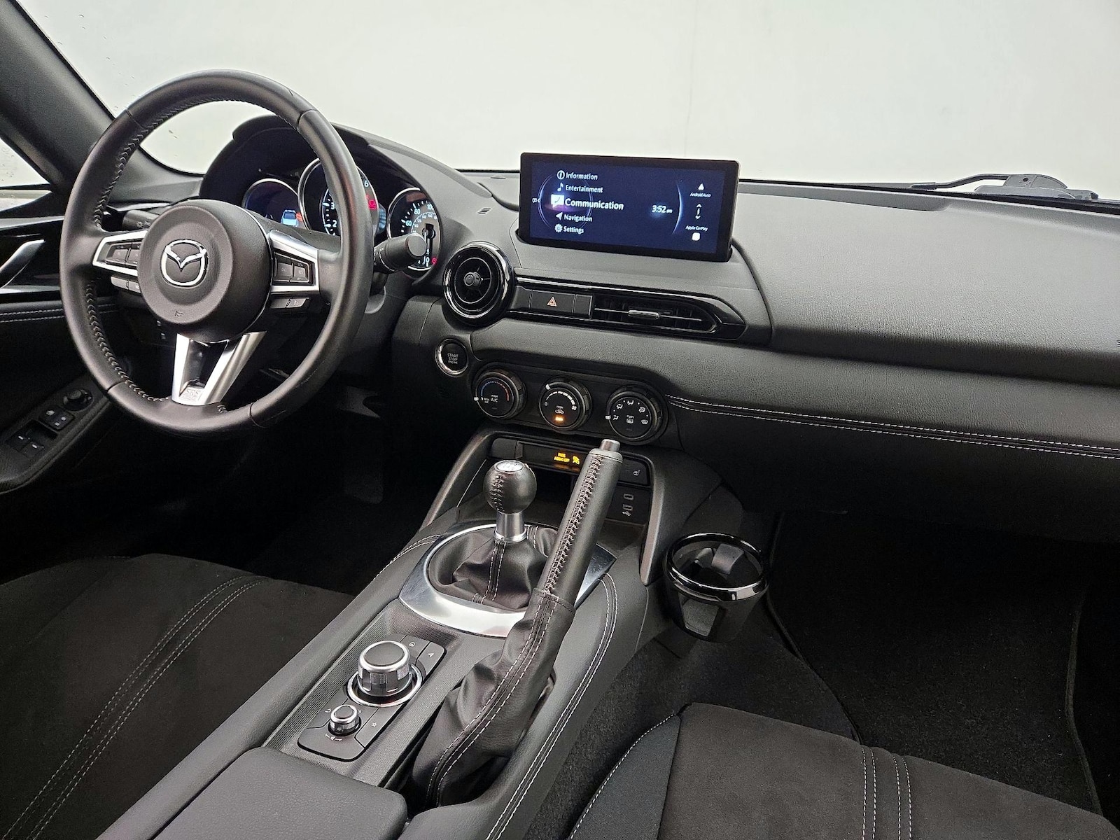 Apple CarPlay® & Android Auto™