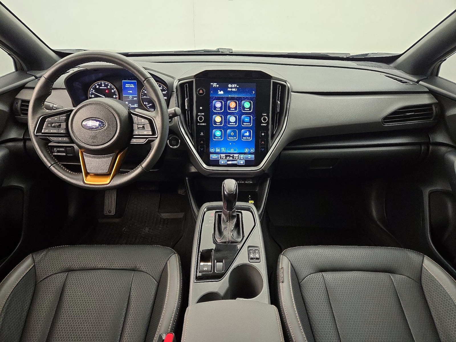 Apple CarPlay® & Android Auto™