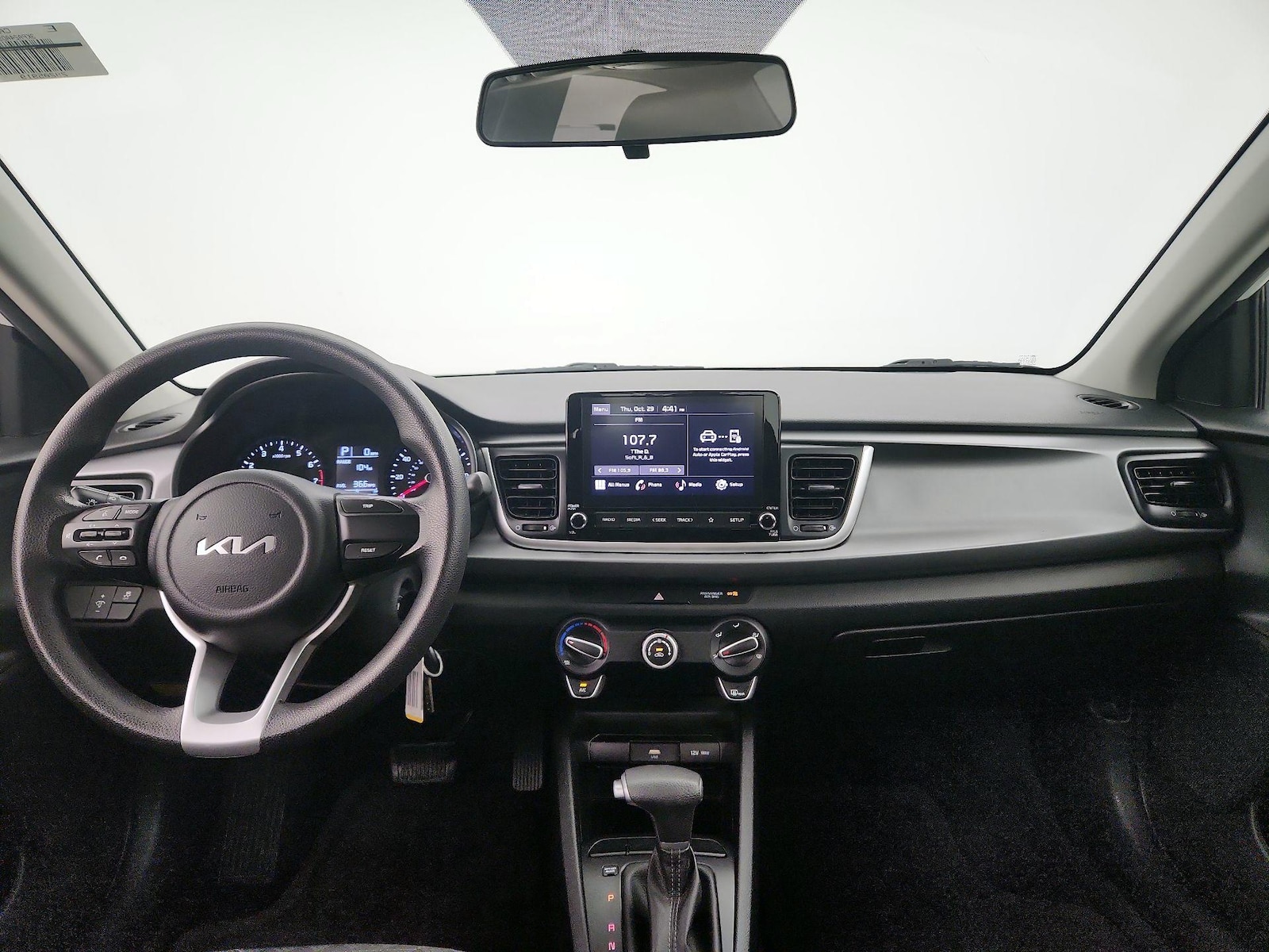 Apple CarPlay® & Android Auto™