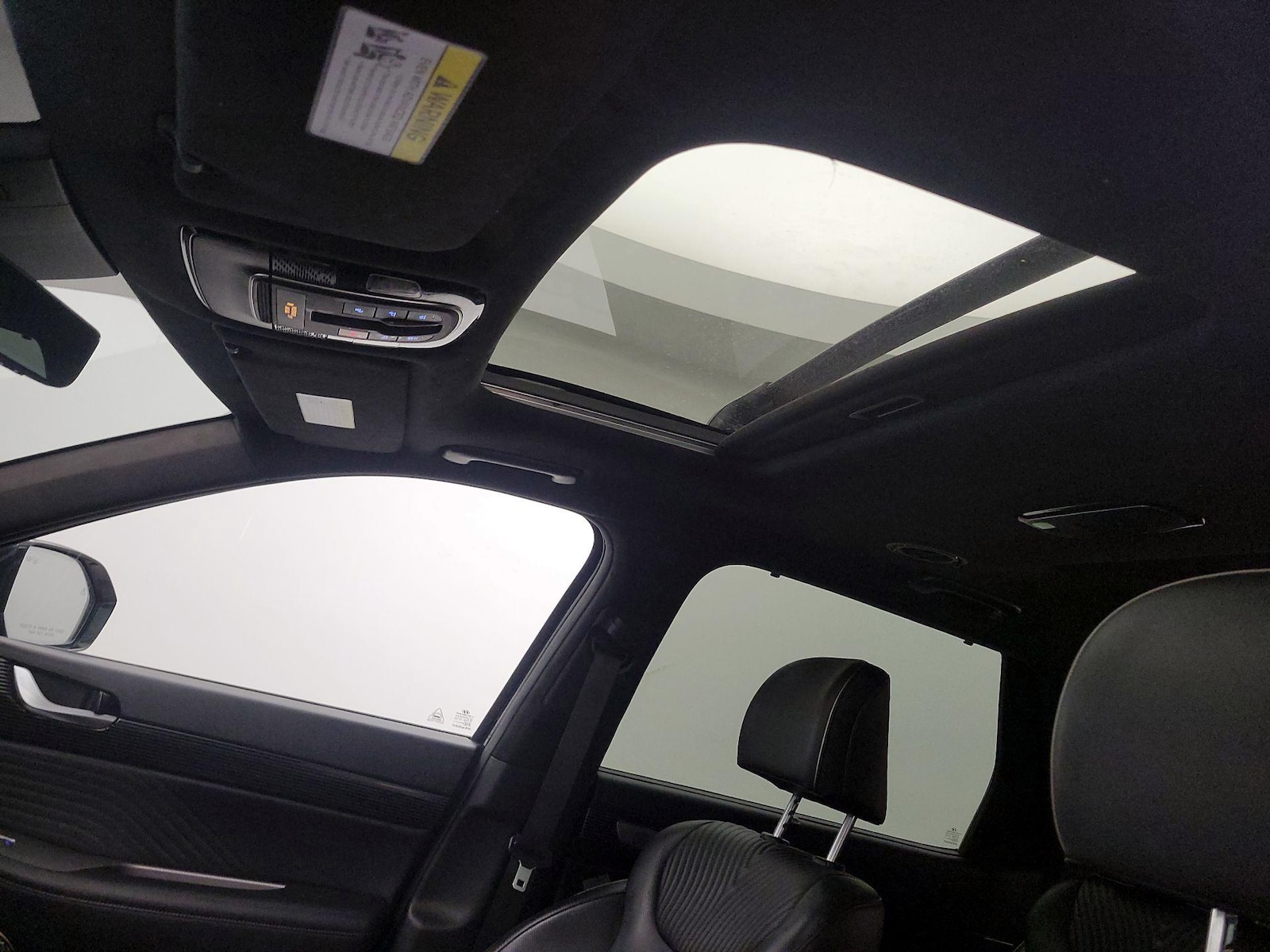 Sunroof(s) & Skylight(s)