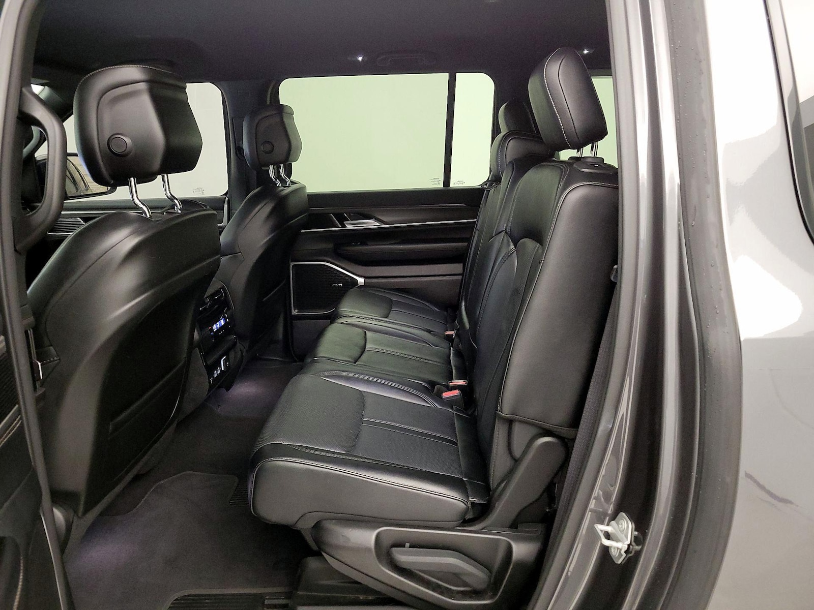Rear Air Conditioning