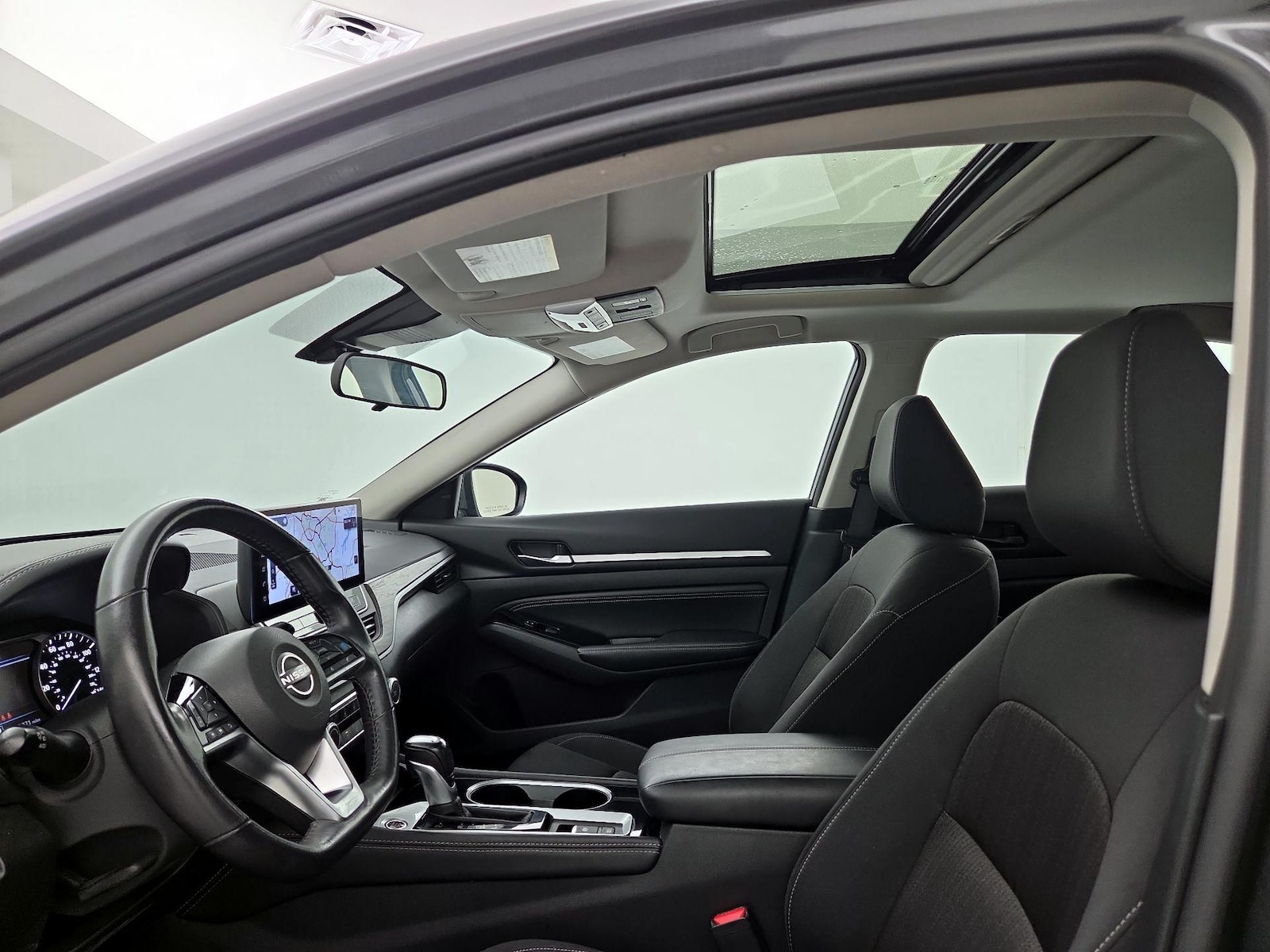 Sunroof(s) & Overhead Airbags
