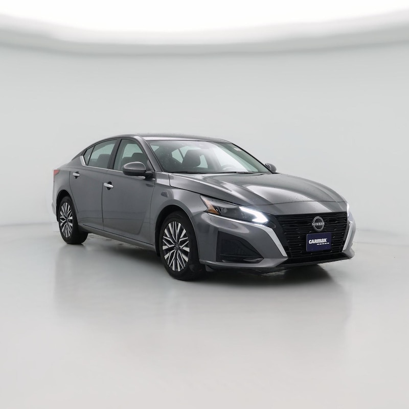 2023 Nissan Altima SV