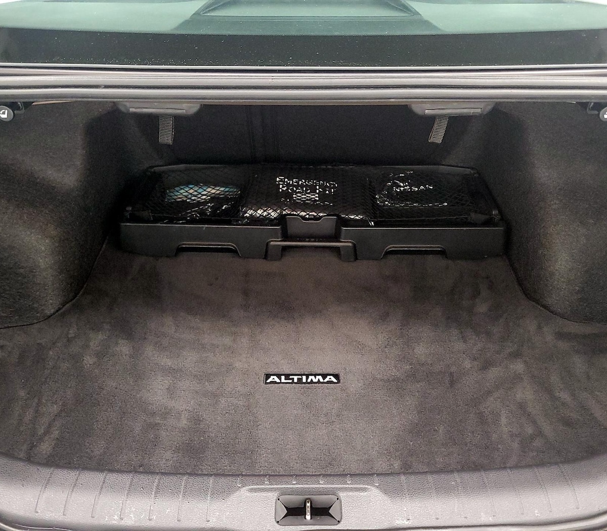 Trunk/Cargo (Seats Up)