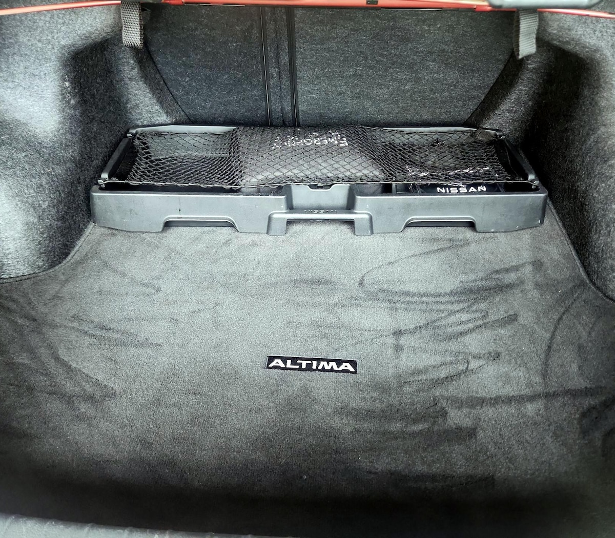 Trunk/Cargo (Seats Up)