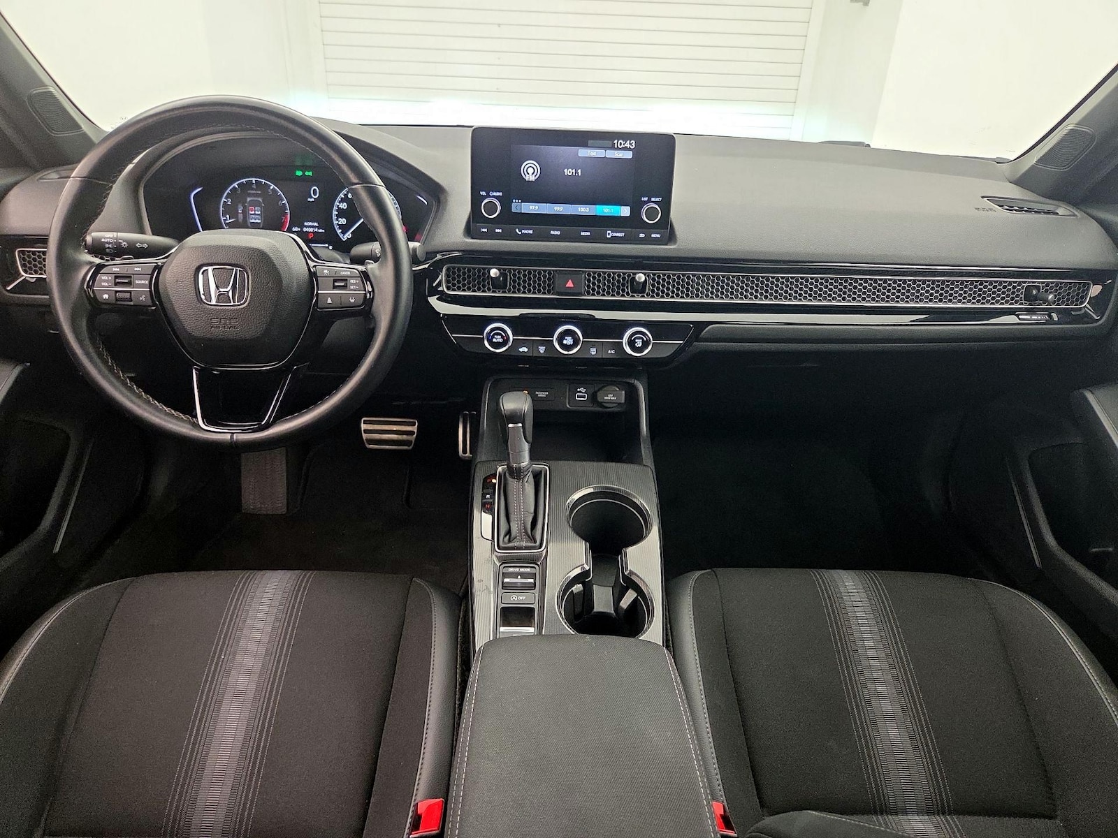 Apple CarPlay® & Android Auto™