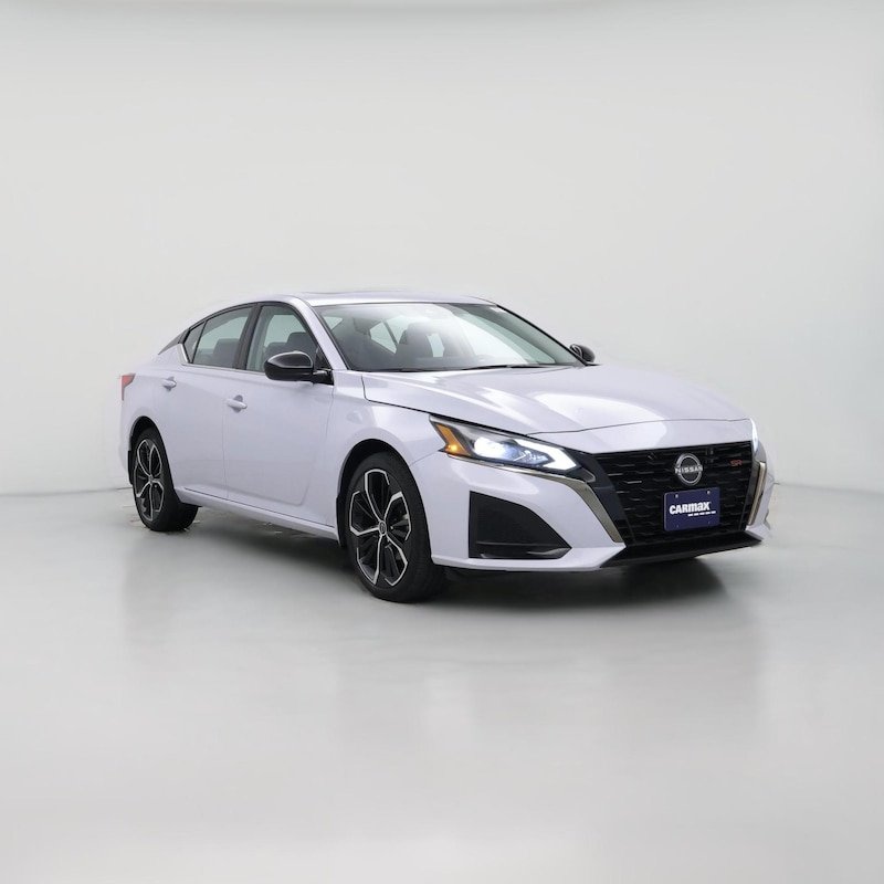 2023 Nissan Altima SR