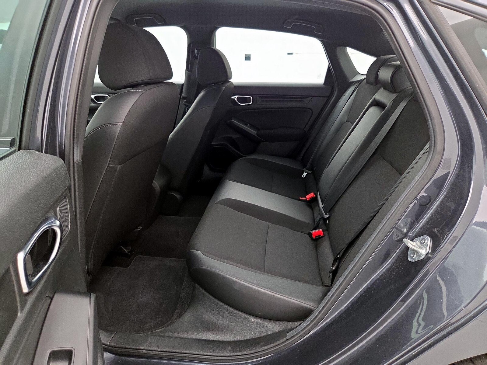 2025 Honda Civic Sport - Photo 20