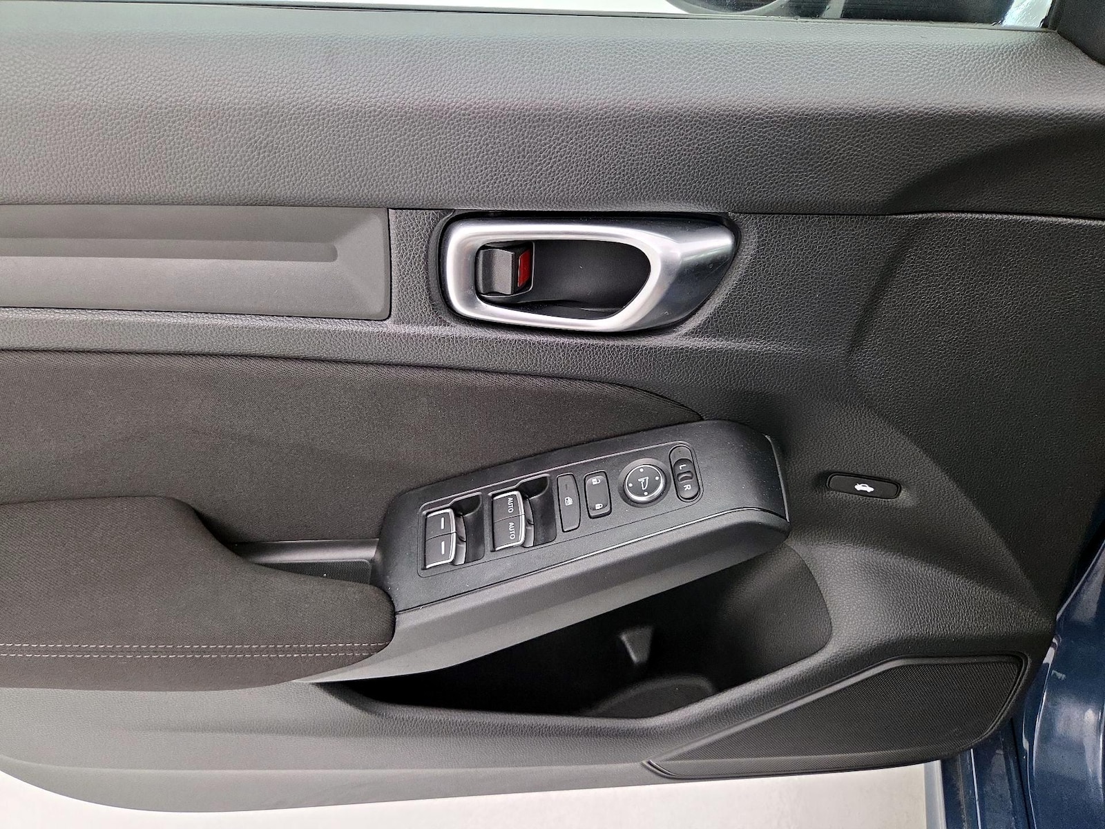 2026 Honda Civic Sport - Photo 13