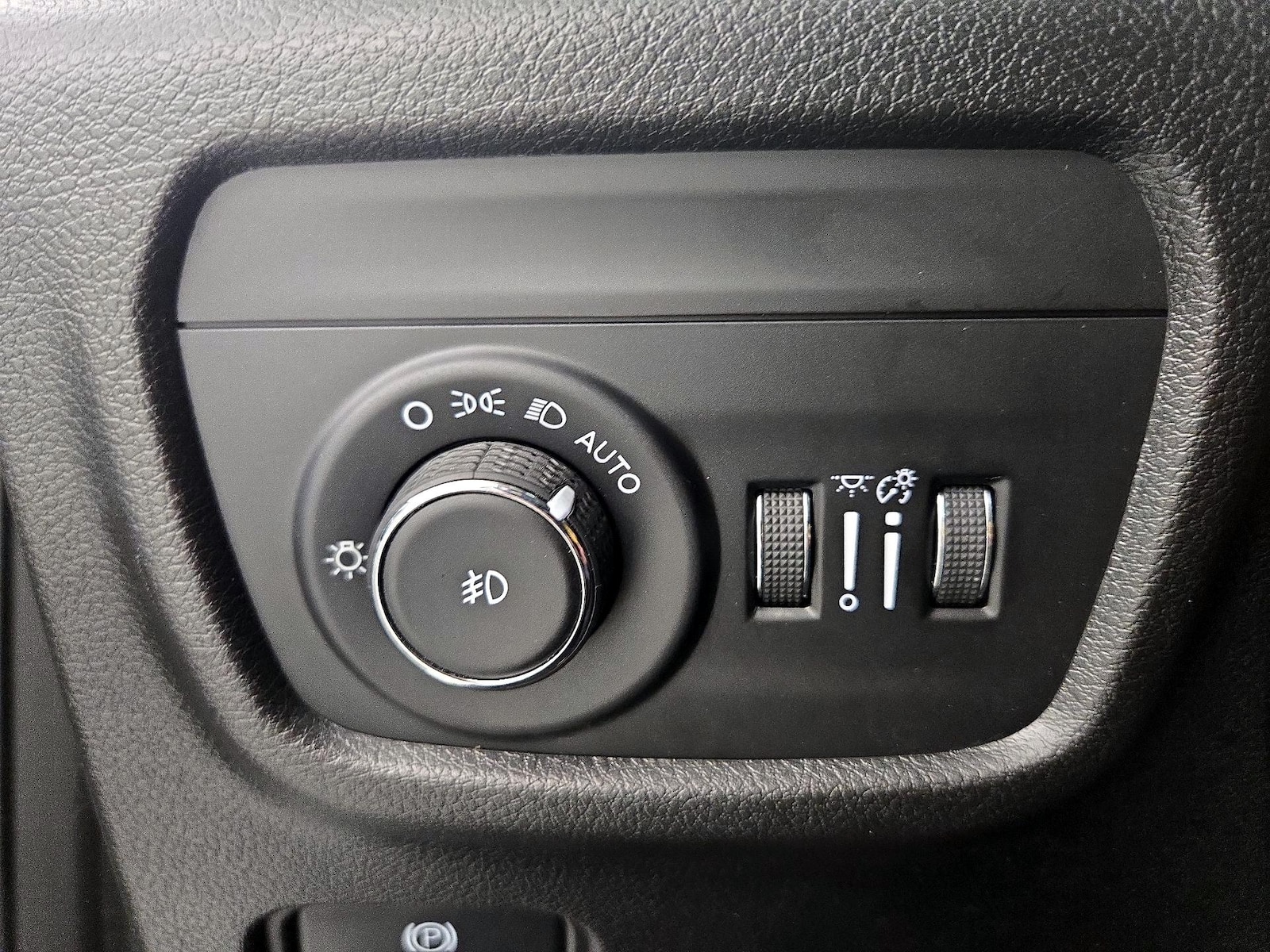 2023 Jeep Grand Cherokee Limited - Photo 14