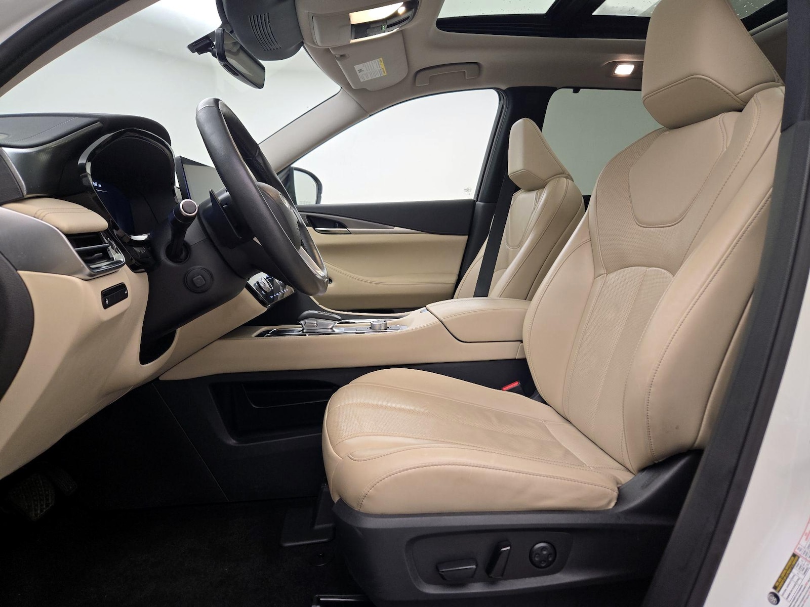 2023 INFINITI QX60 LUXE - Photo 12