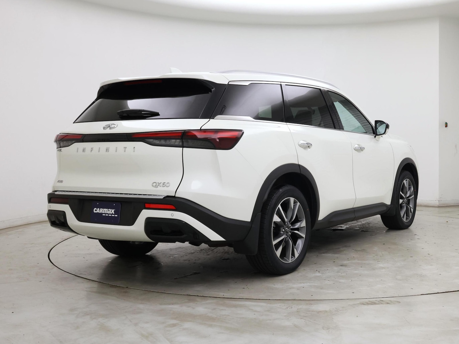2023 INFINITI QX60 LUXE - Photo 9