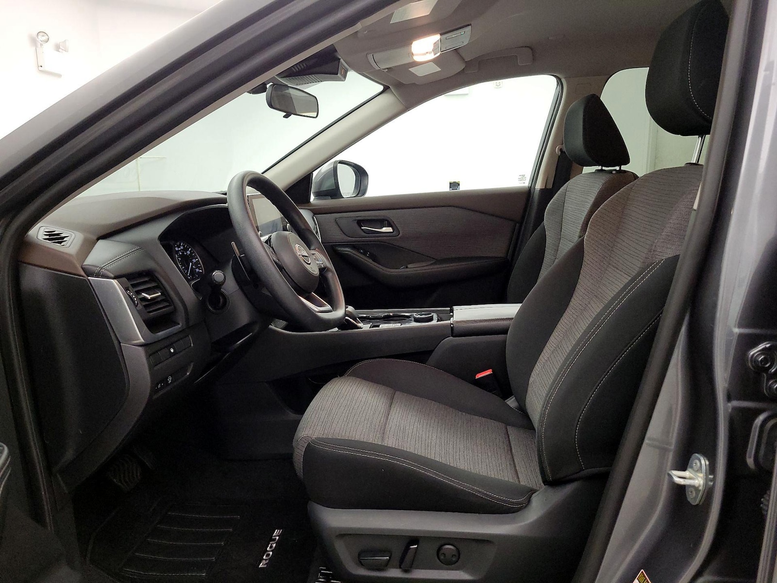 Power Seat(s) & Side Airbags