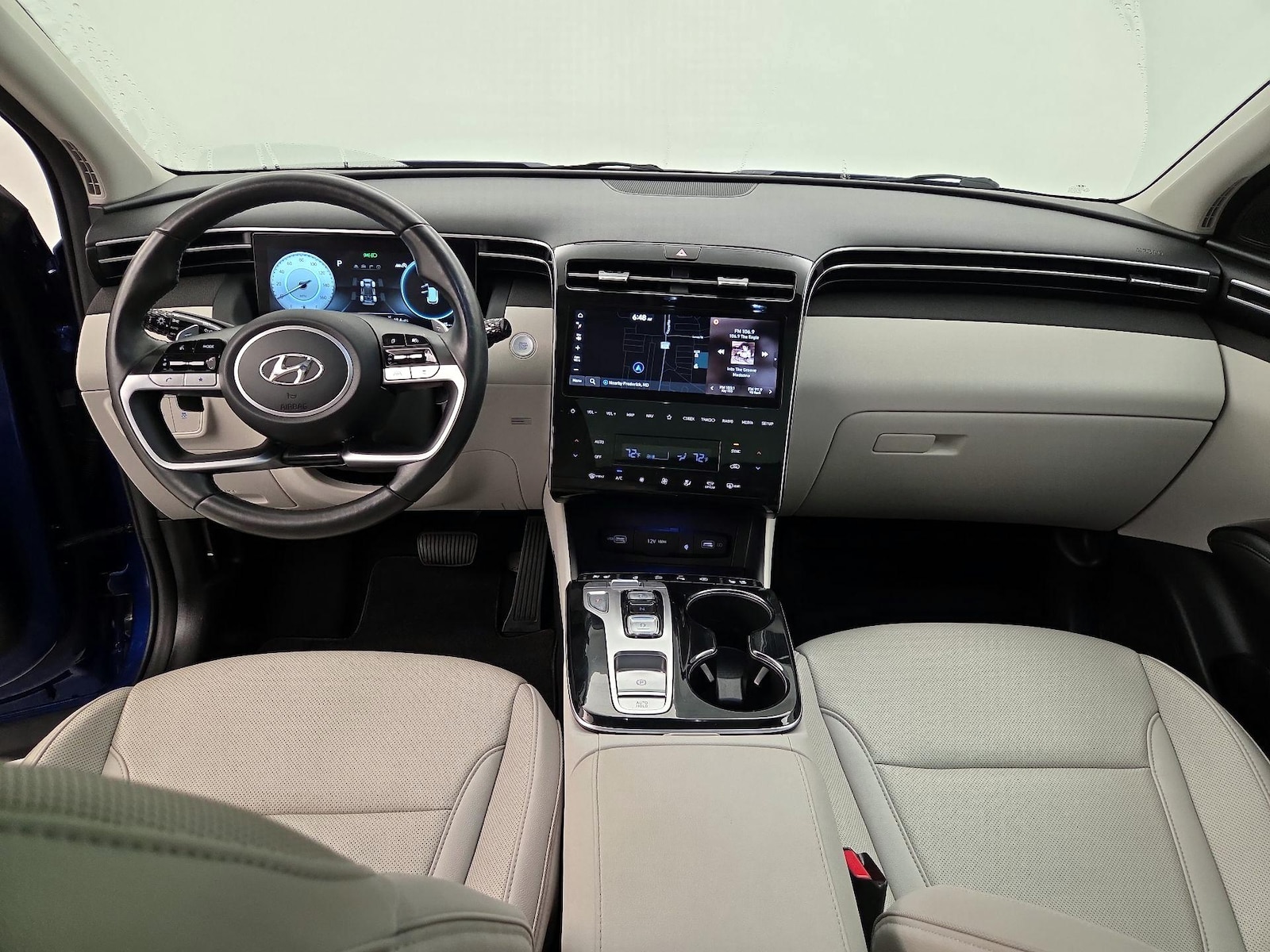 Apple CarPlay® & Android Auto™