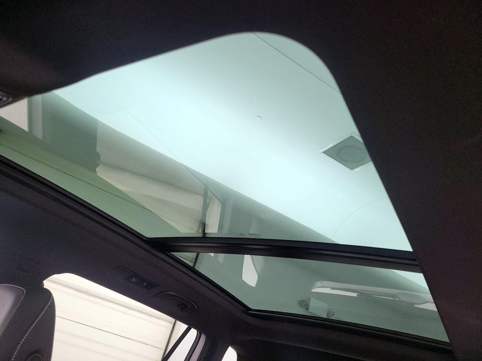Panoramic Sunroof