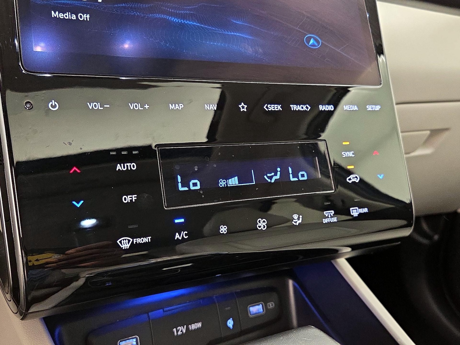 2024 Hyundai Tucson SEL - Photo 18