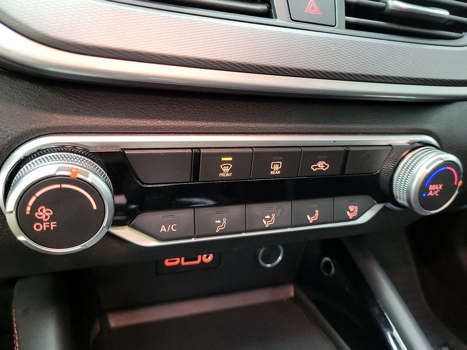2024 Nissan Altima SR - Photo 17